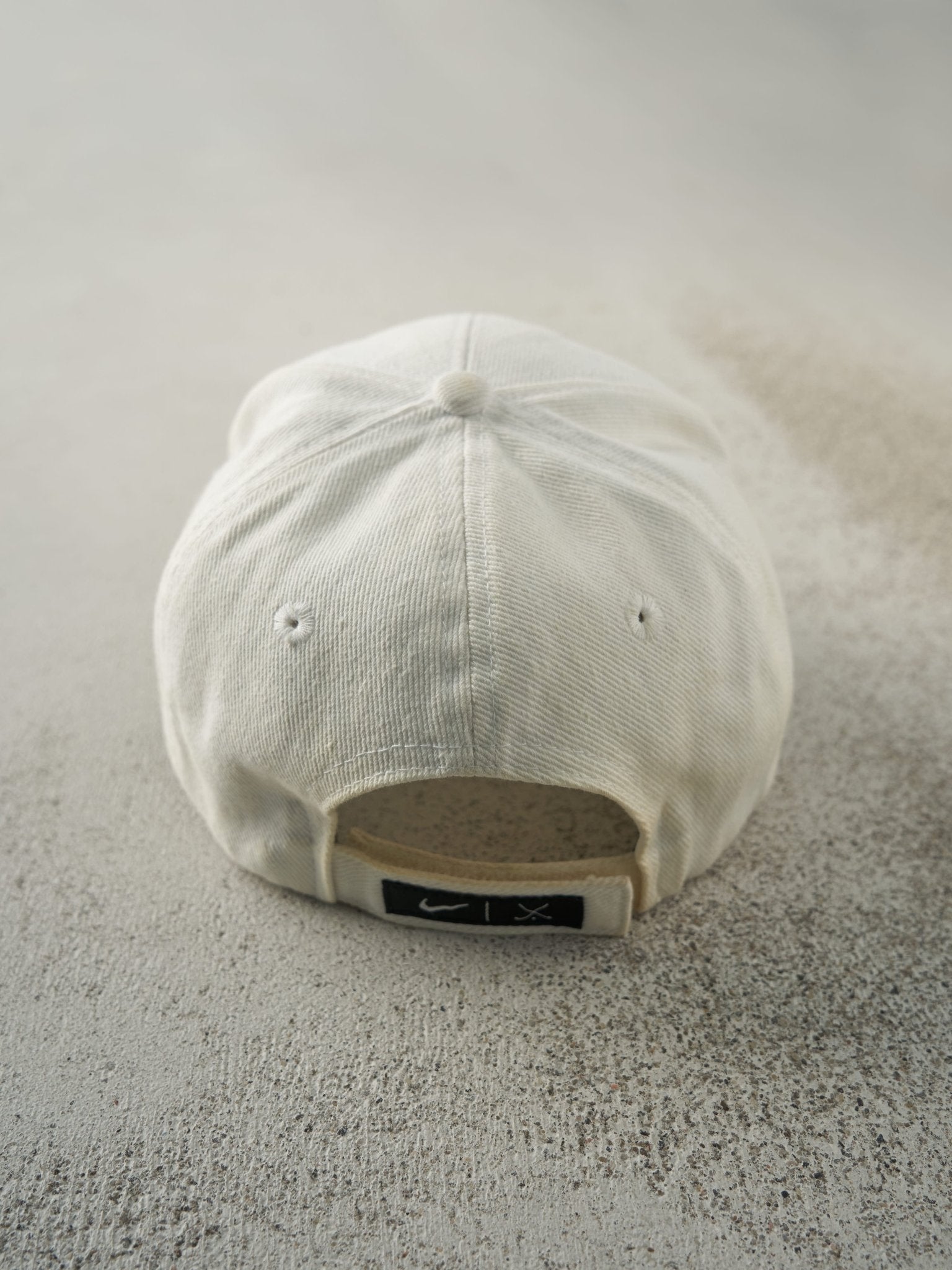 Vintage Y2K Beige & Black Nike Tour Golf Velcro Hat