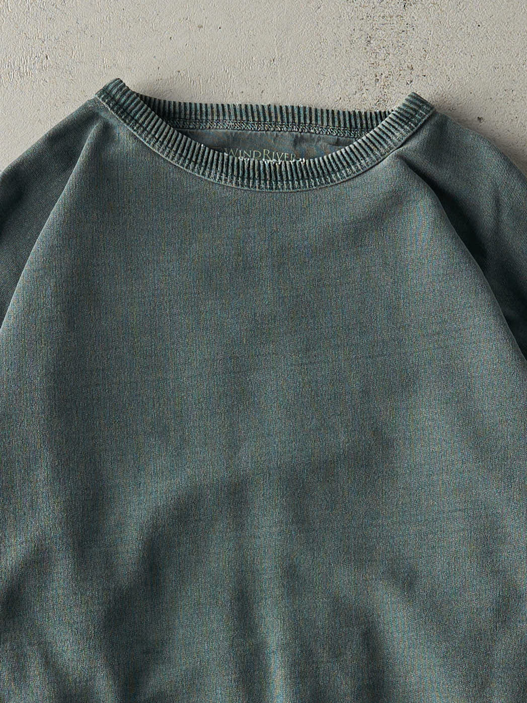 Vintage Y2K Washed Green Wind River Blank Crewneck (M/L)