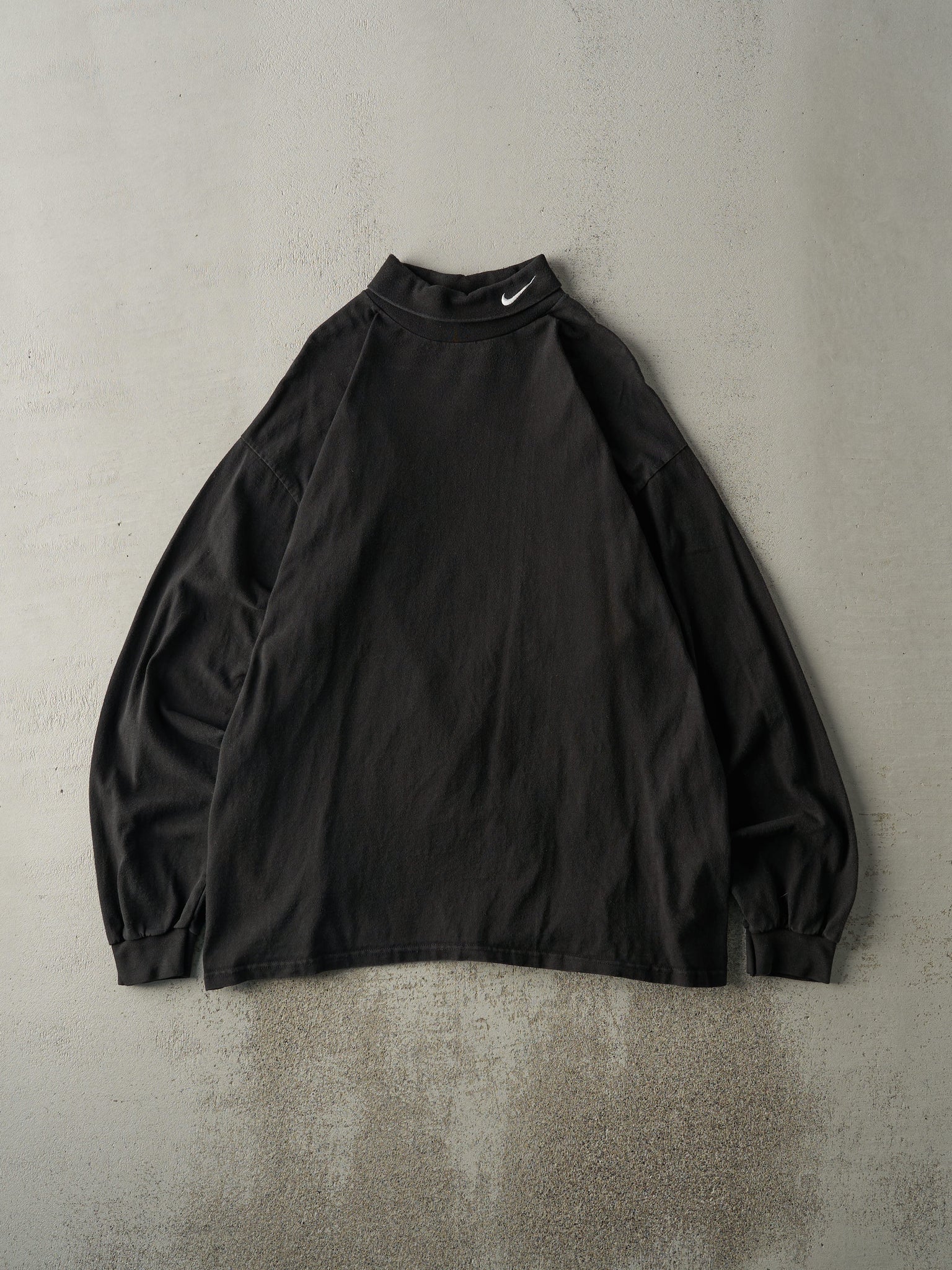 Vintage 90s Black Nike Turtleneck Long Sleeve (L/XL)