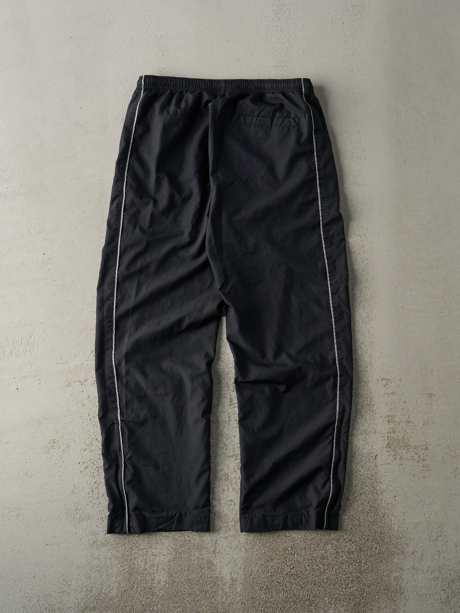 Vintage Y2K Black & Grey Nike Track Pants (33x30)