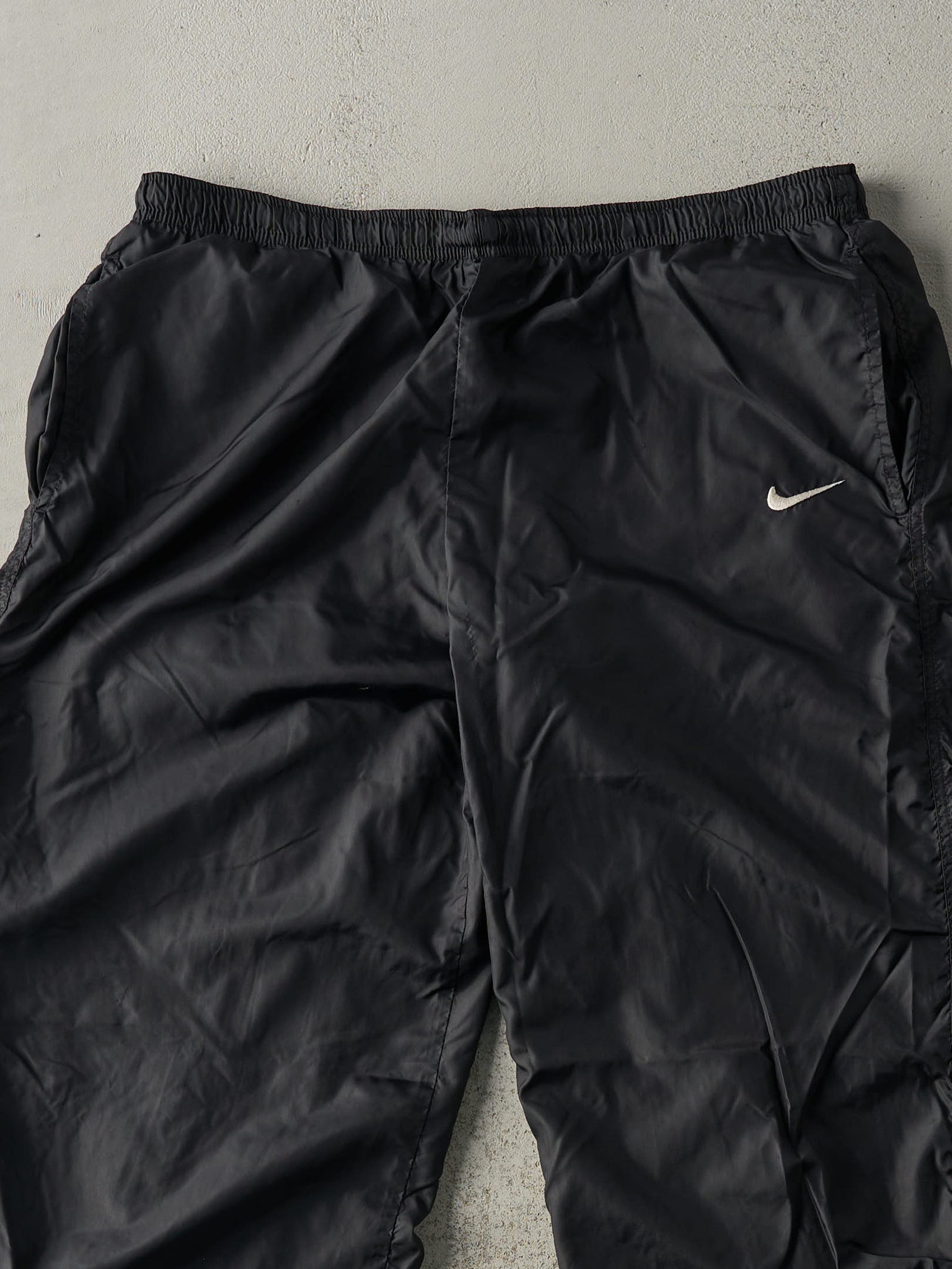 Vintage 90s Black Nike Track Pants (35.5x30.5)