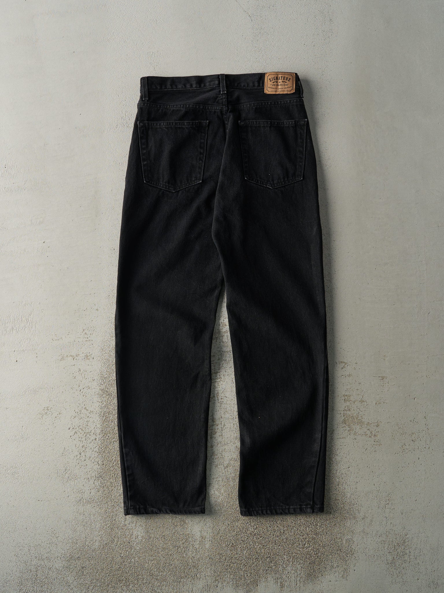 Vintage Y2K Black Levi's Signature Denim Pants (32x32.5)