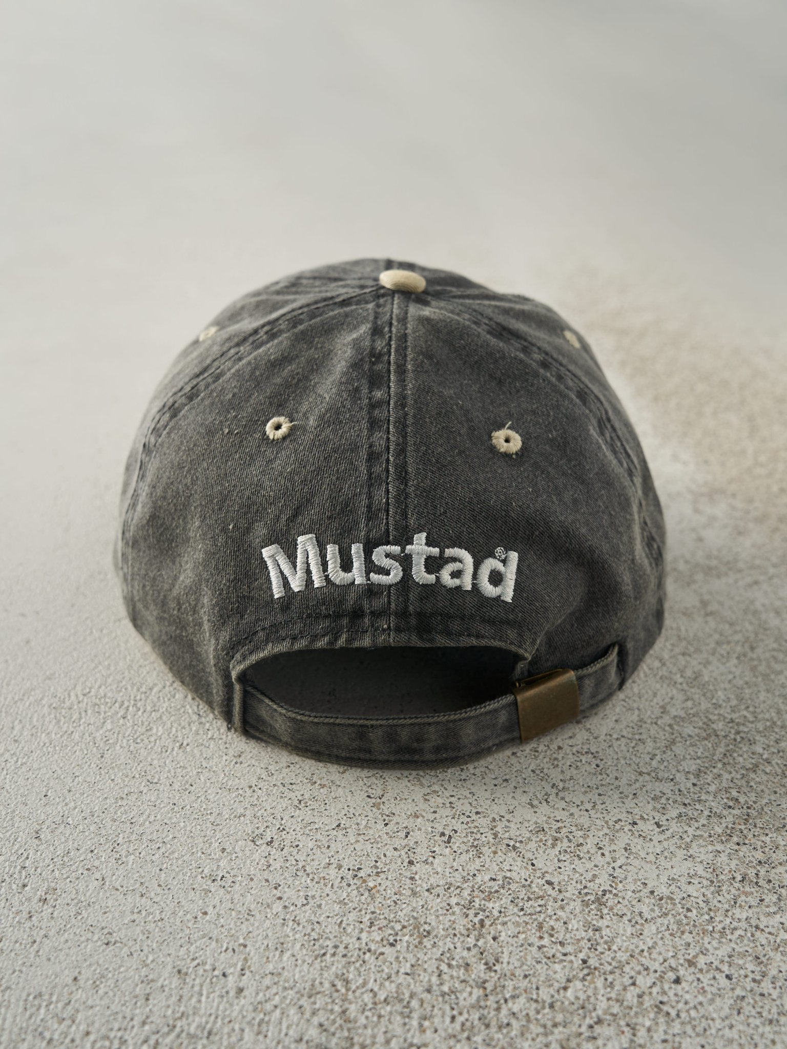 Vintage 90s Faded Black & Beige Ultra Point Embroidered Strapback Hat