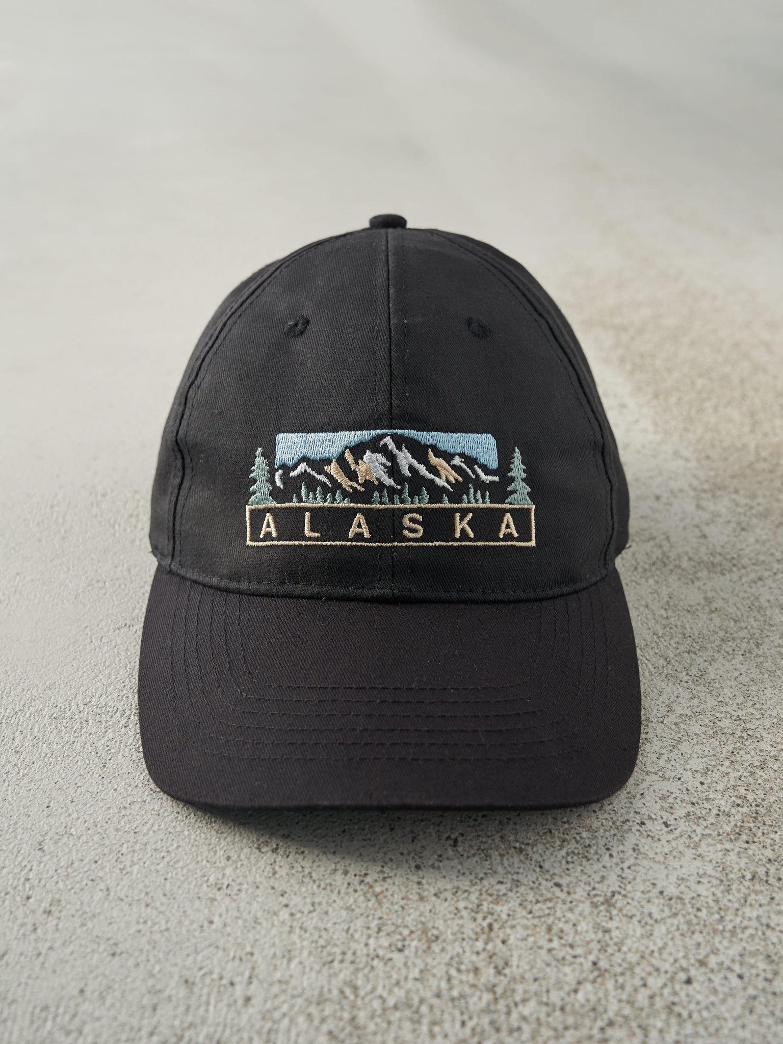 Vintage Y2K Black Embroidered Alaska Snapback Hat