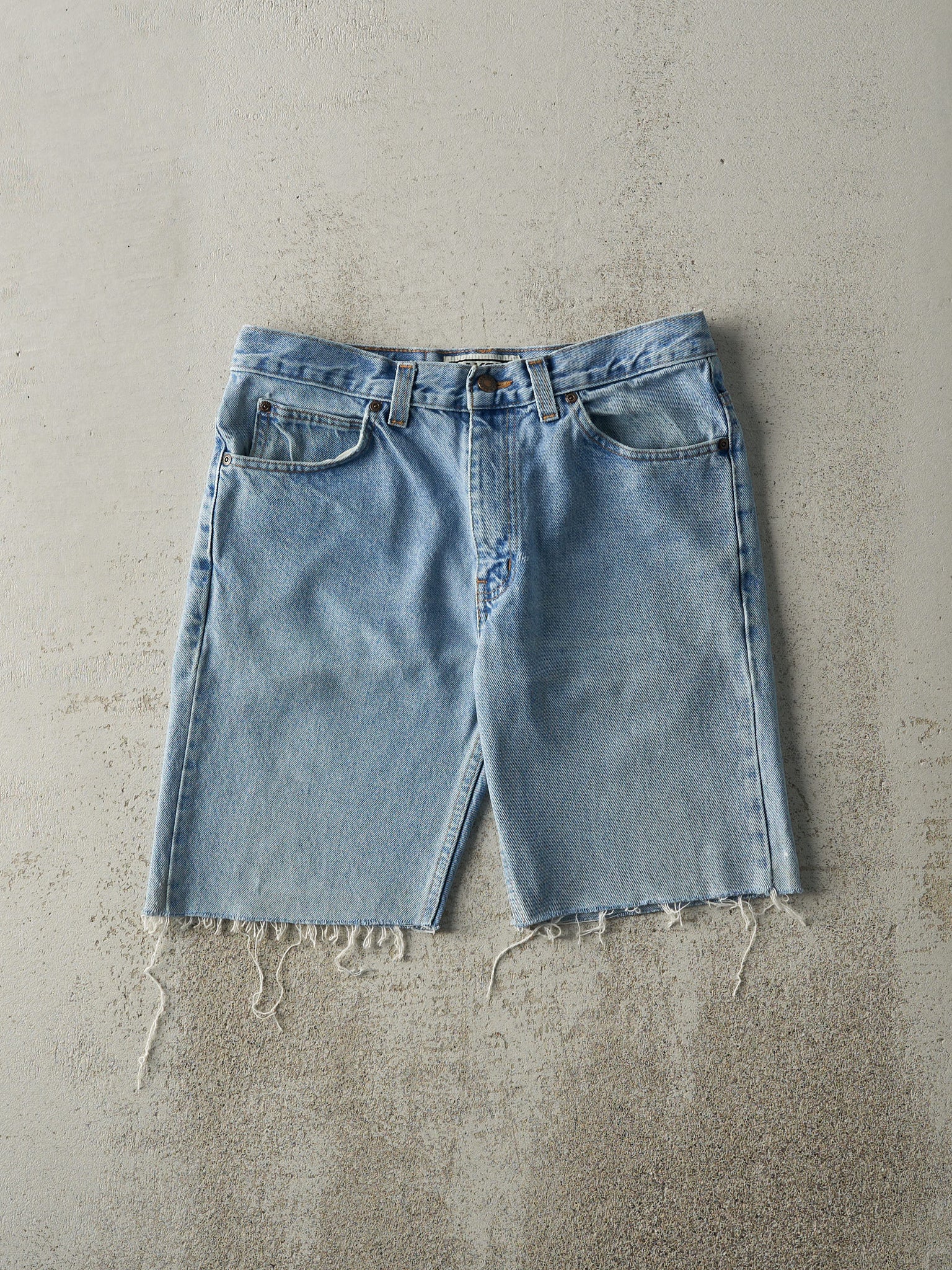 Vintage 90s Light Wash Dakota Cut Off Jean Shorts (32x9.5)