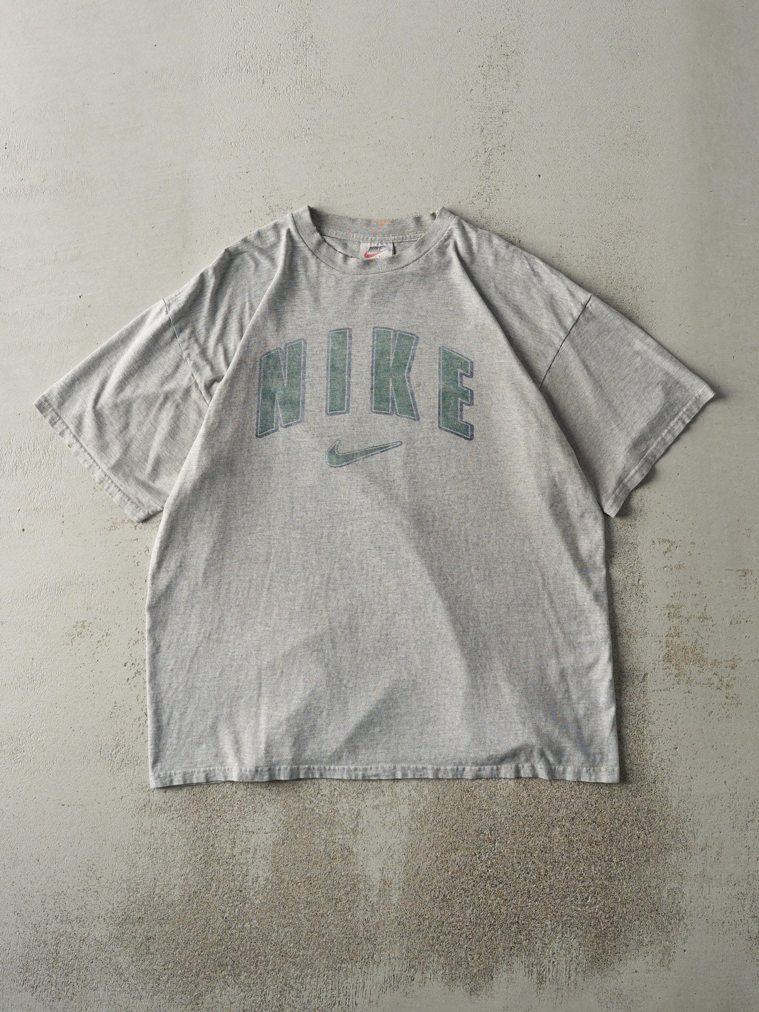 Vintage 90s Grey Nike Logo Tee (L)
