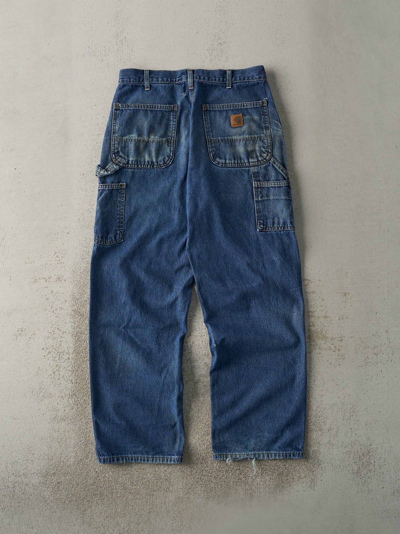 Vintage Y2K Dark Wash Carhartt Dungaree Fit Carpenter Jeans (31x29.5)