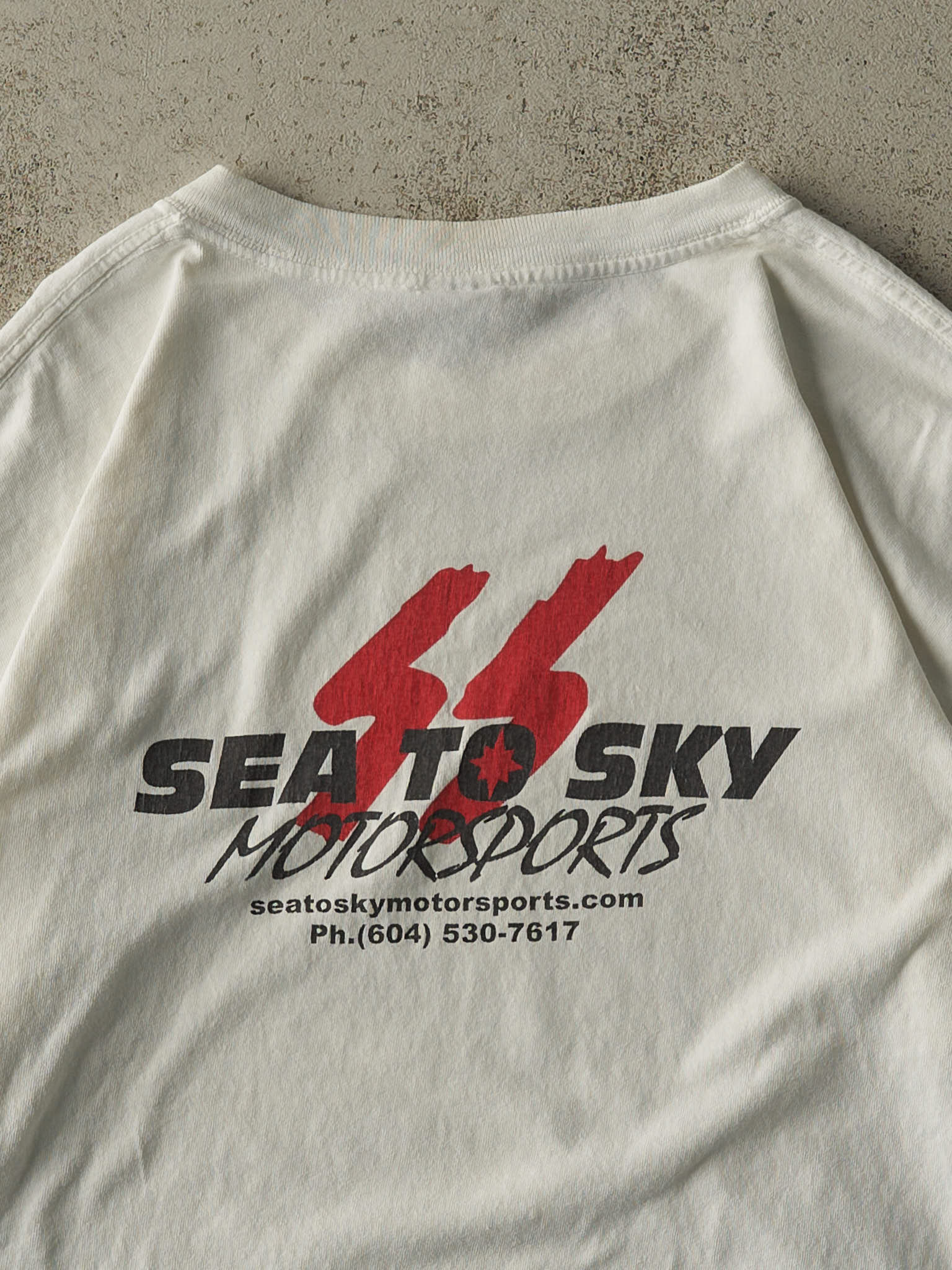 Vintage Y2K White Polaris "Get 'Er Dirty" Slogan Tee (XL)