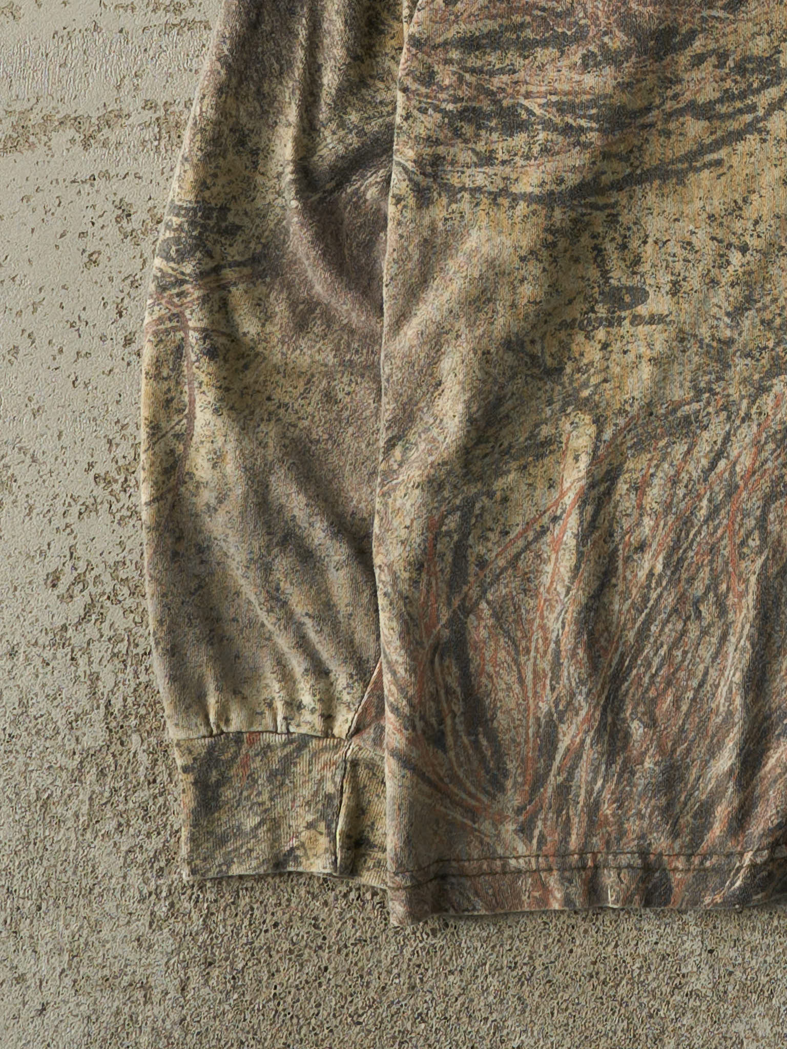 Vintage Y2K Mossy Oak Camo Pocket Long Sleeve (M)