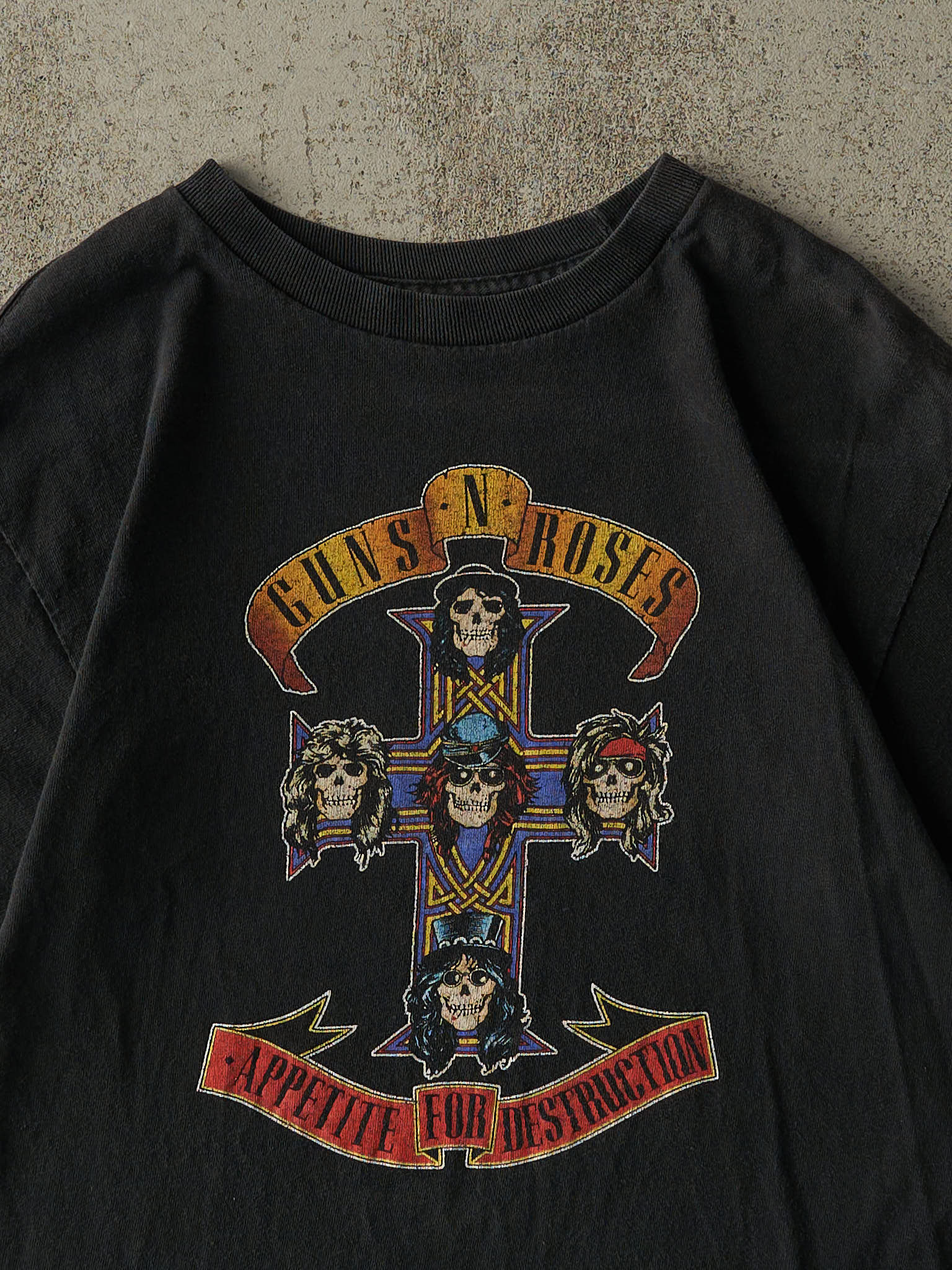 Vintage Y2K Faded Black Guns N Roses Band Tee (S/M)