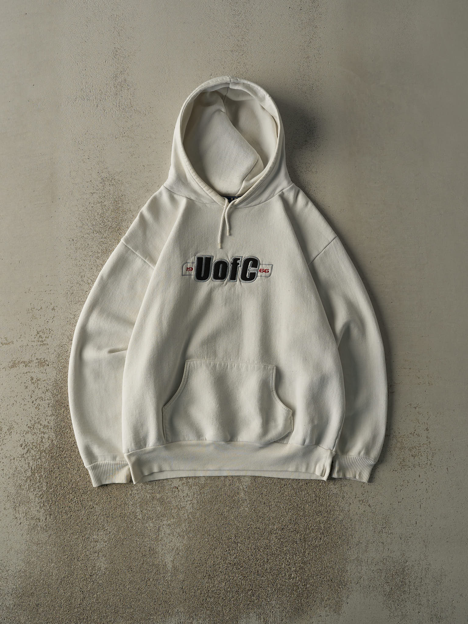 Vintage 90s White University of Calgary Embroidered Hoodie (M)