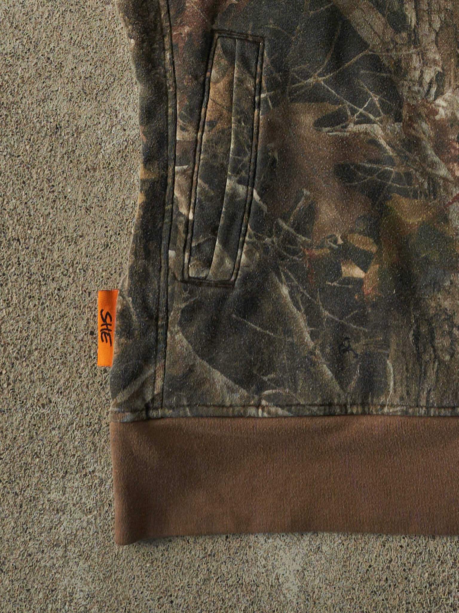 Vintage Y2K Camo SHE Zip Up Hoodie (L/XL)