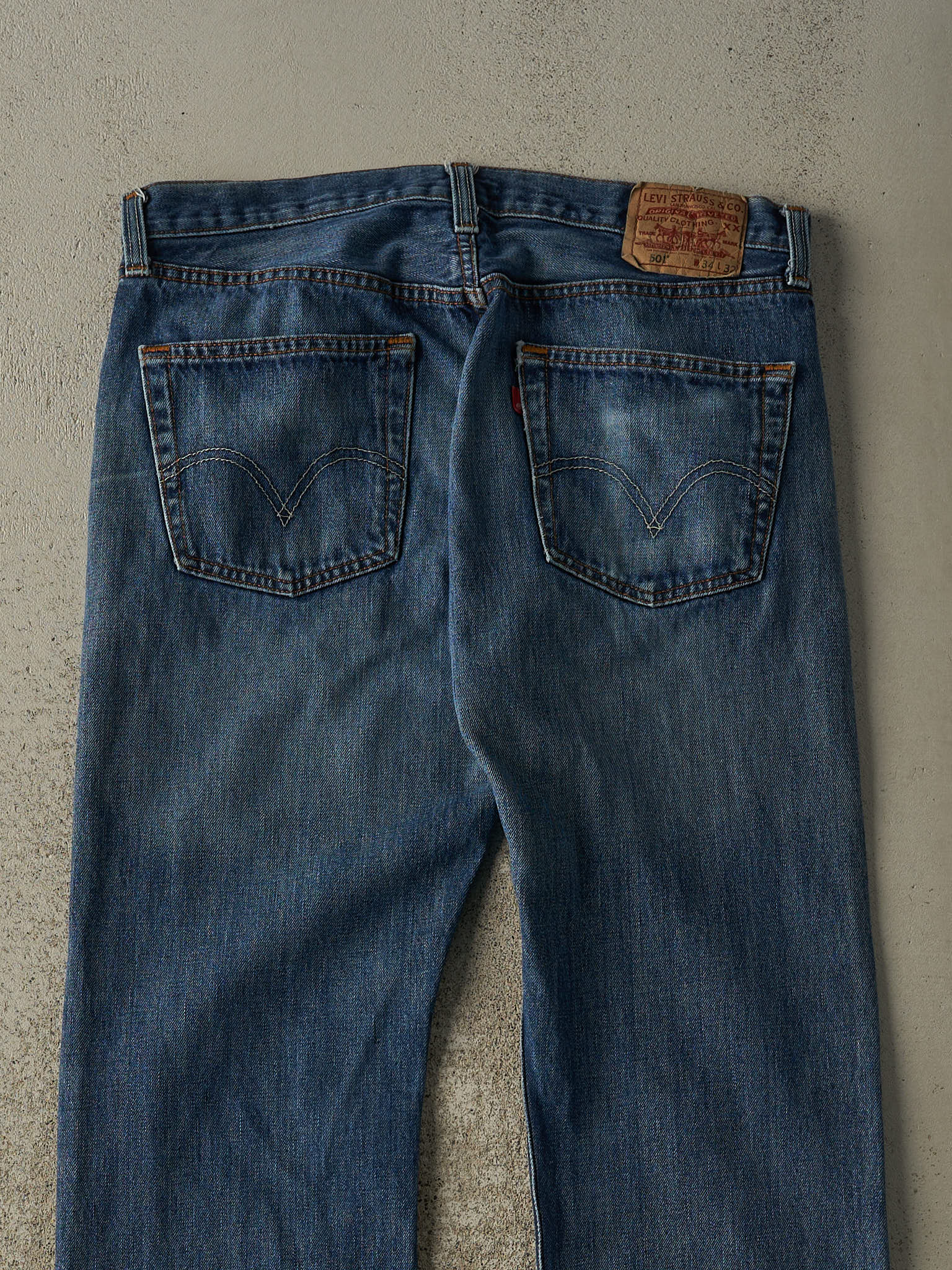 Vintage Y2K Dark Wash Levi's 501 Jeans (35x31.5)