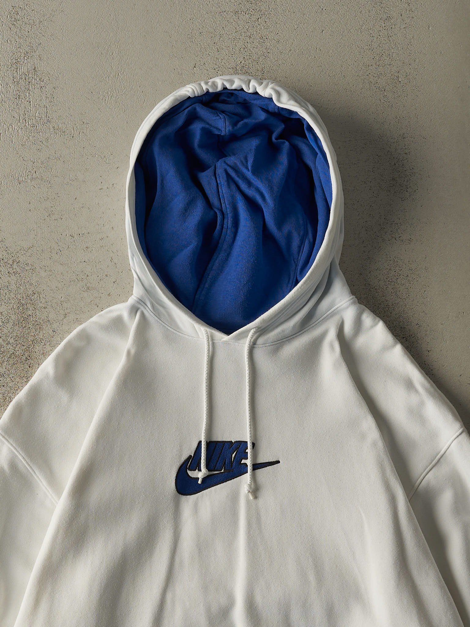 Vintage Y2K White Nike Logo Embroidered Hoodie (XL/XXL)
