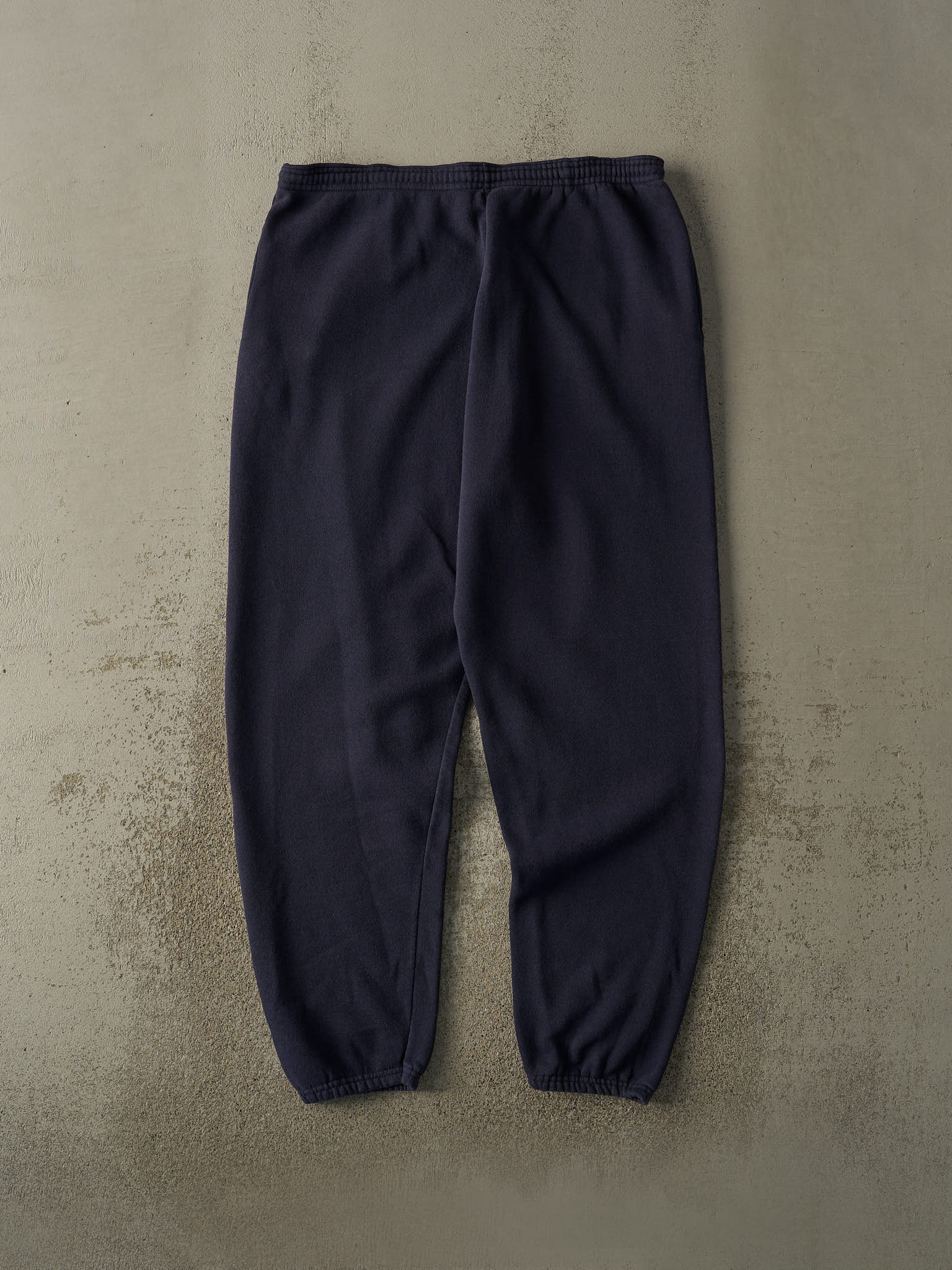 Vintage 01' Navy Blue New York Yankees Embroidered Sweatpants (34x29.5)