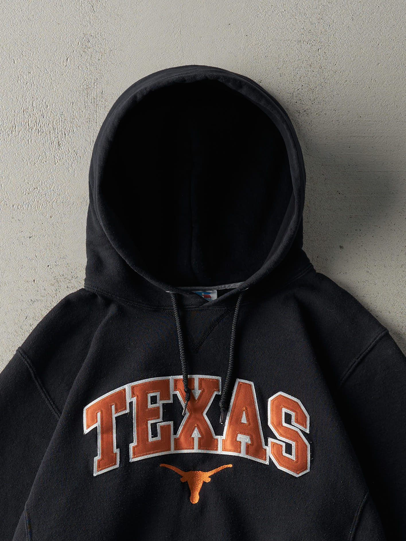 Vintage Y2K Black University of Texas Longhorns Russell Athletics Embroidered Hoodie (M)