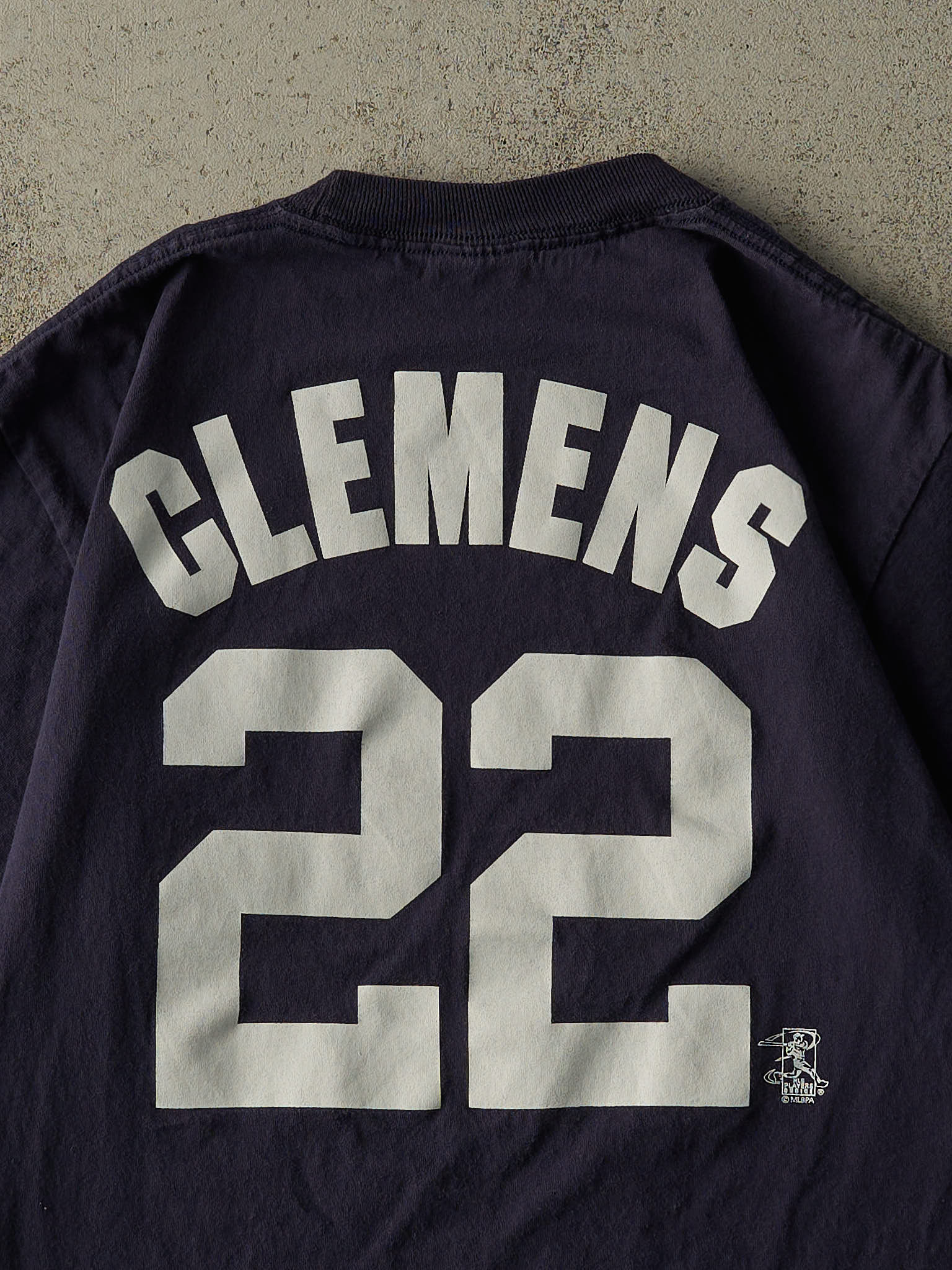 Vintage Y2K Navy Blue New York Yankees #22 Roger Clemens Tee (M/L)