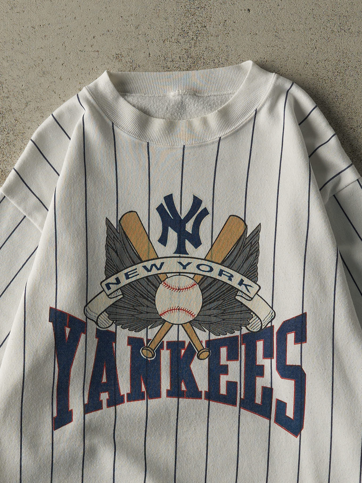 Vintage 80s White New York Yankees Pinstripe Logo 7 Crewneck (L)