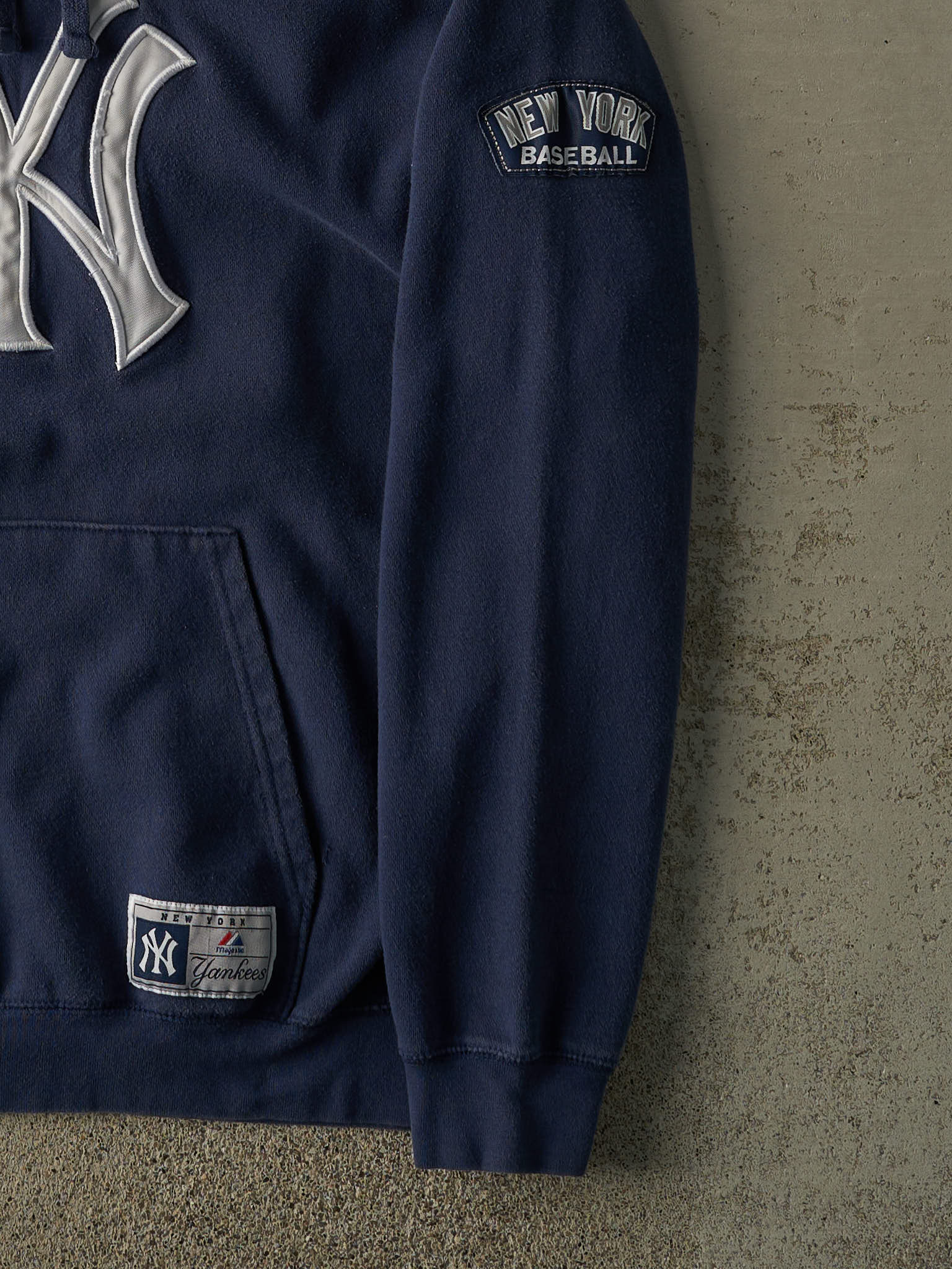 Vintage 90s Navy Blue New York Yankees Embroidered Hoodie (XL/XXL)