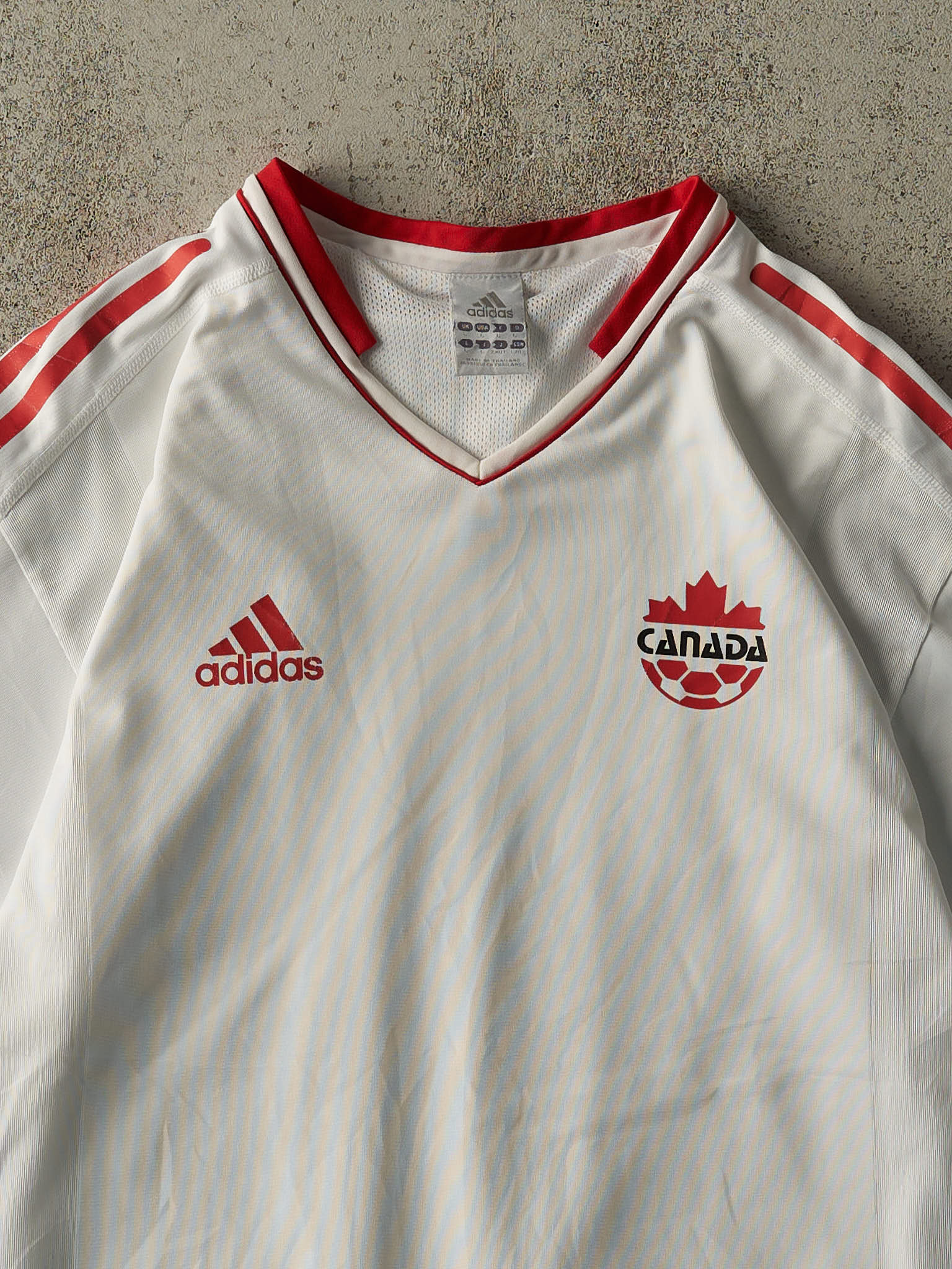 Vintage Y2K White Team Canada Soccer Jersey (M/L)