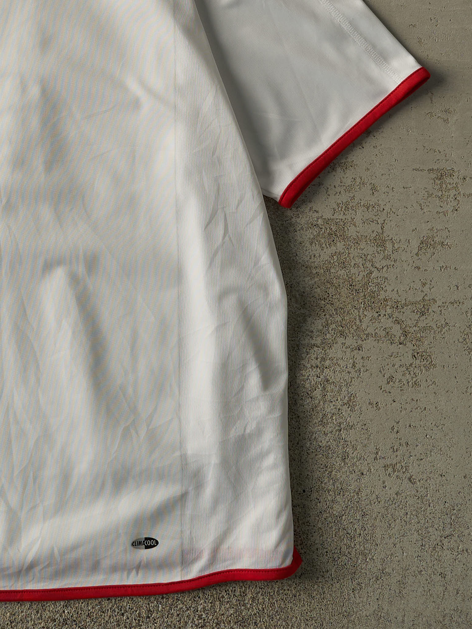 Vintage Y2K White Team Canada Soccer Jersey (M/L)