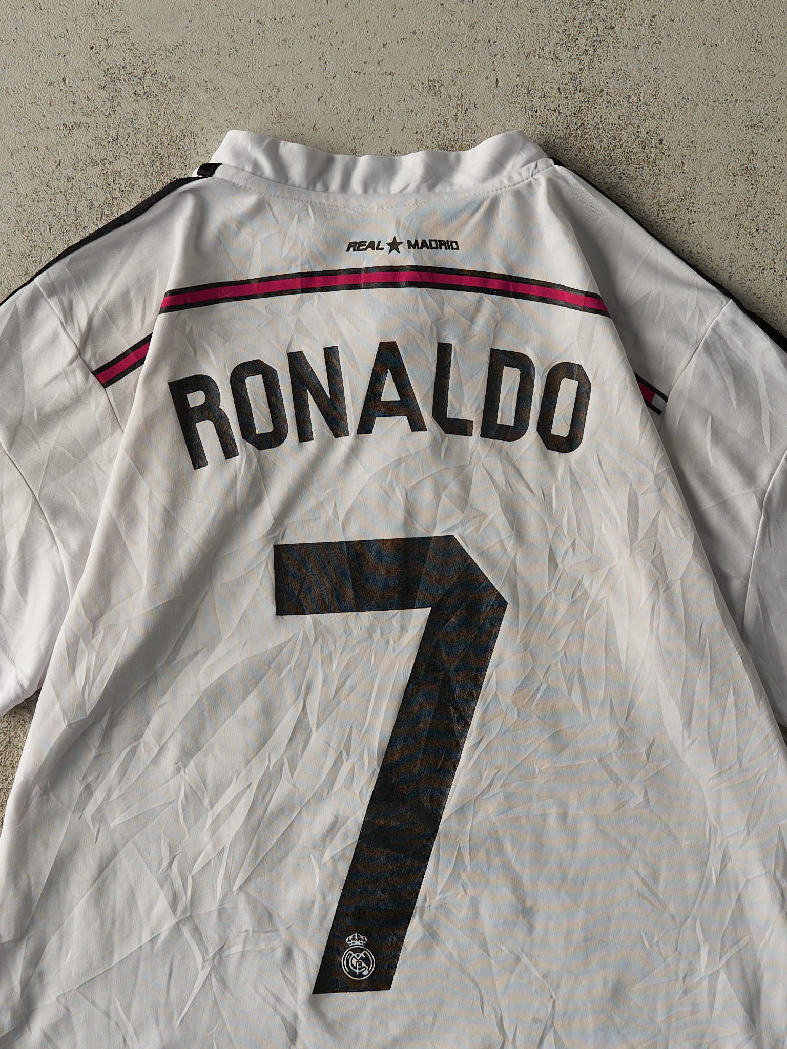 Vintage Y2K White Real Madrid #7 Christiano Ronaldo Soccer Jersey (S/M)