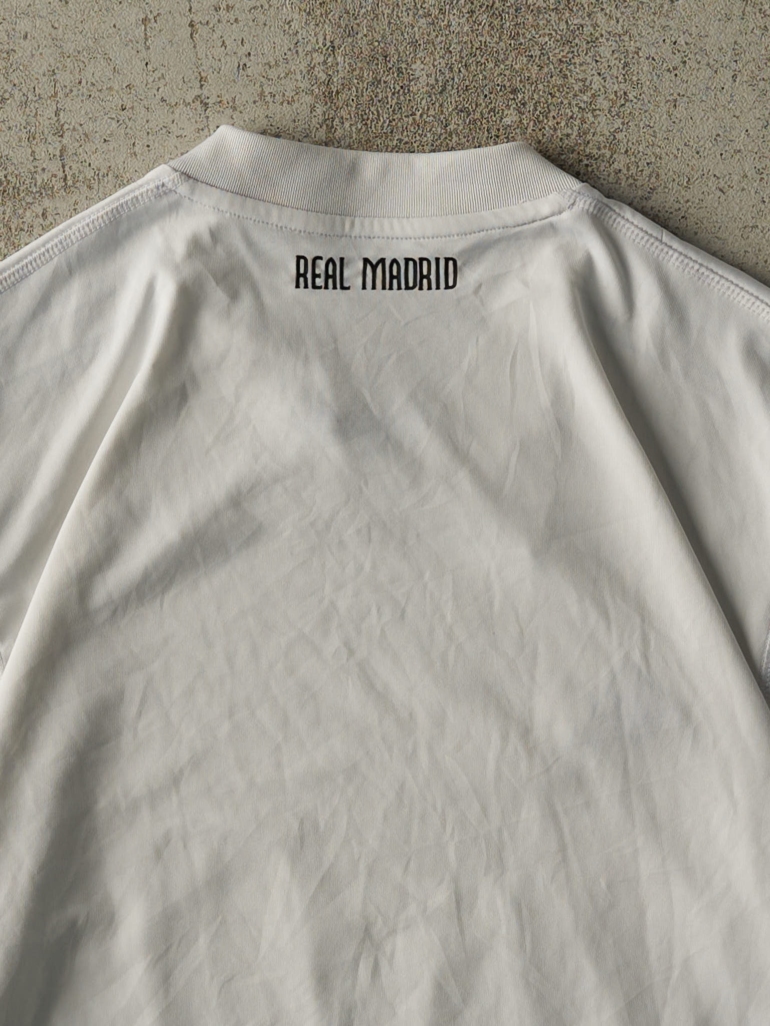 Vintage Y2K White Real Madrid Soccer Jersey (S/M)