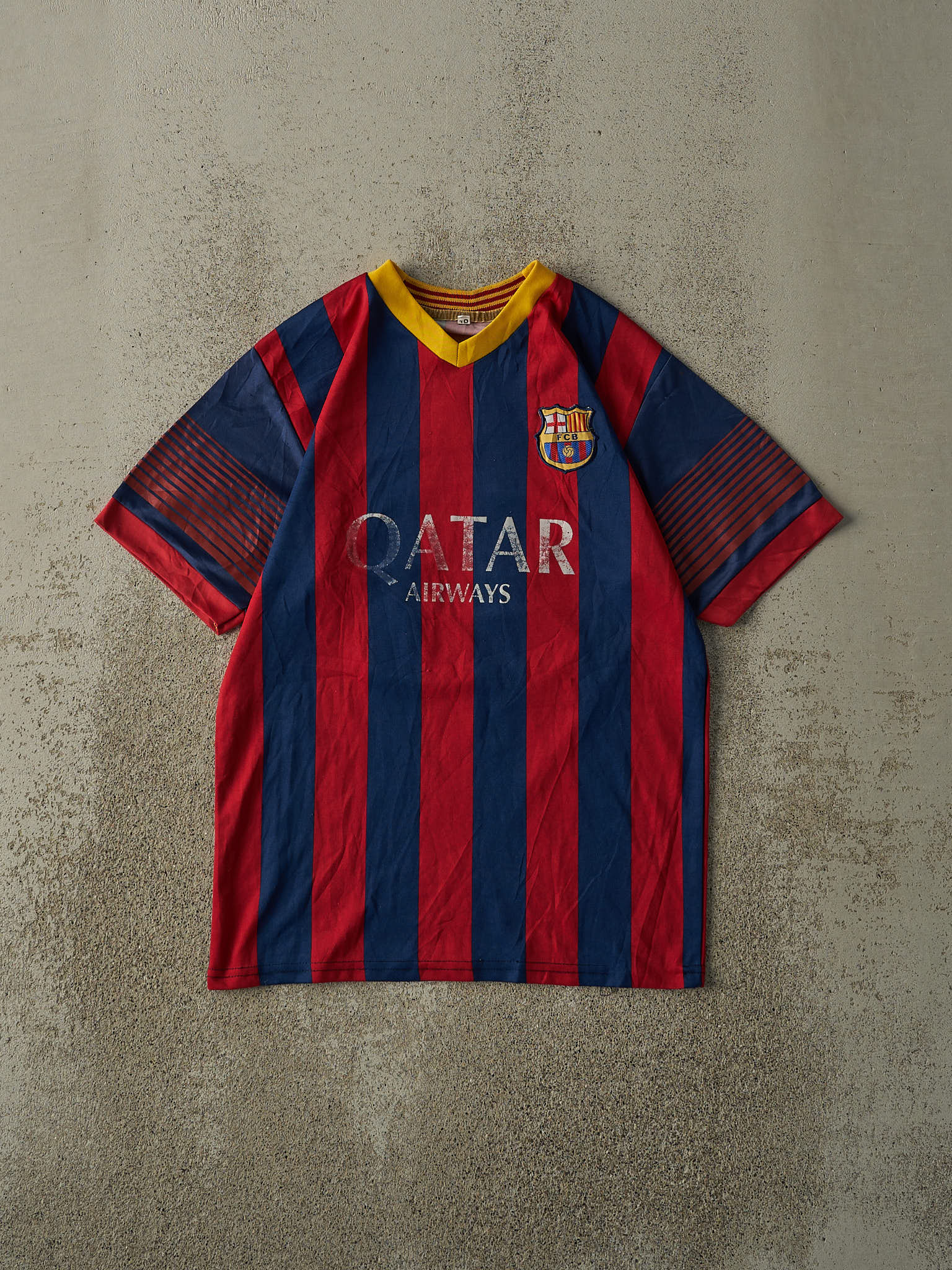 Vintage Y2K Red & Blue FC Barcelona #11 Neymar Jr. Soccer Jersey (S/M)