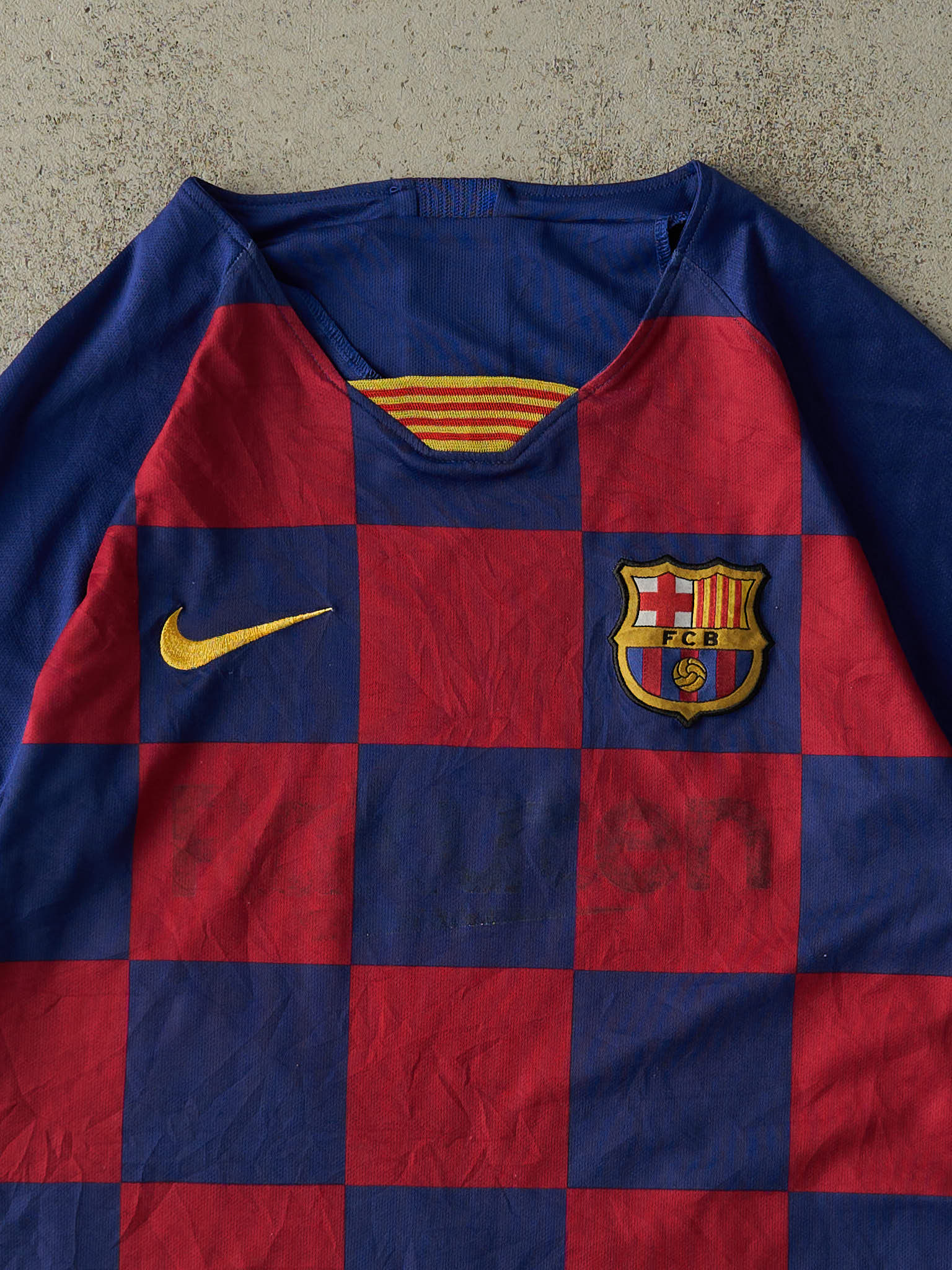 Vintage Y2K Blue & Red FC Barcelona #17 Antoine Griezmann Nike Soccer Jersey (S/M)