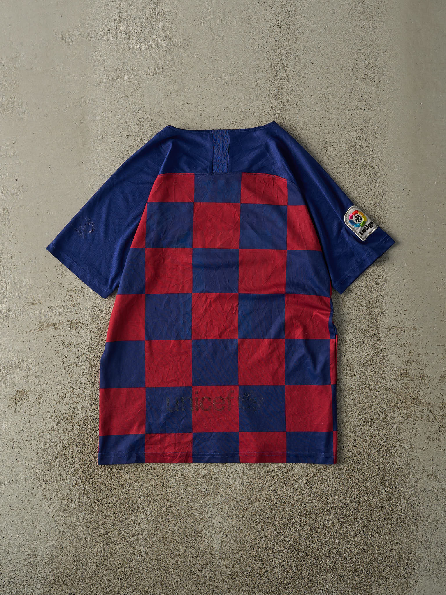 Vintage Y2K Blue & Red FC Barcelona #17 Antoine Griezmann Nike Soccer Jersey (S/M)