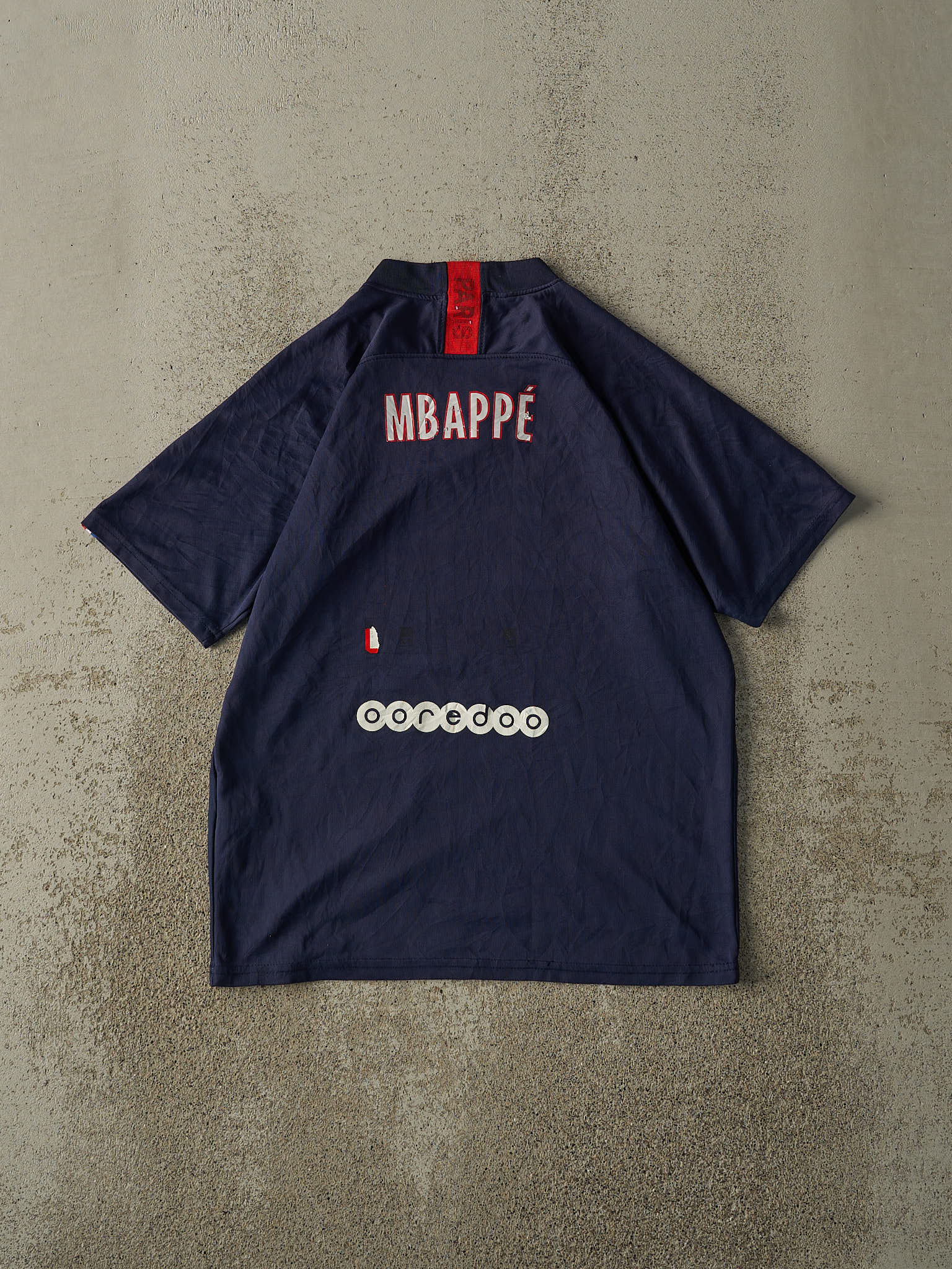 Vintage Y2K Navy Blue Paris Saint Germain #10 Kylian Mbappé Nike Soccer Jersey (S)