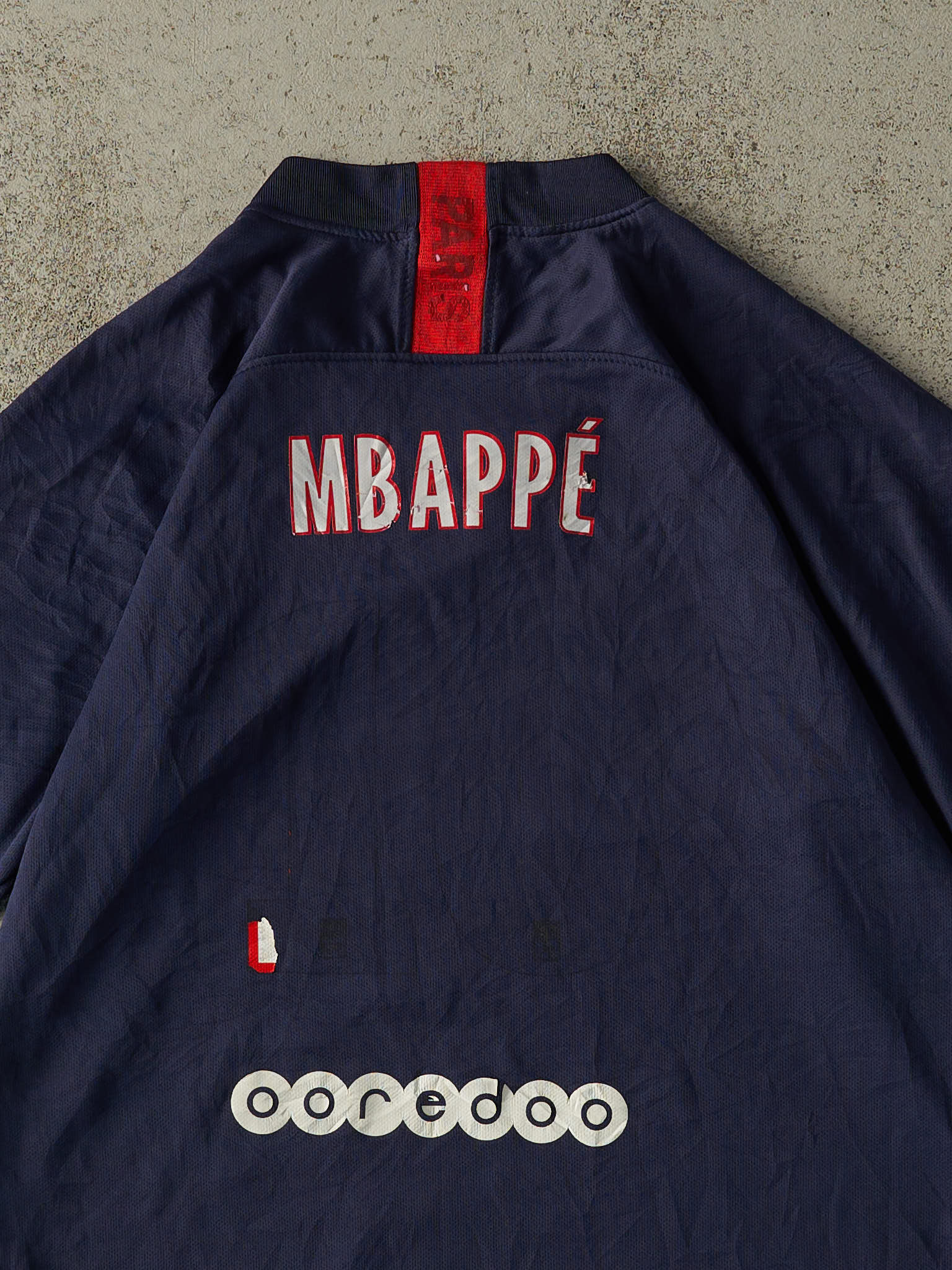 Vintage Y2K Navy Blue Paris Saint Germain #10 Kylian Mbappé Nike Soccer Jersey (S)