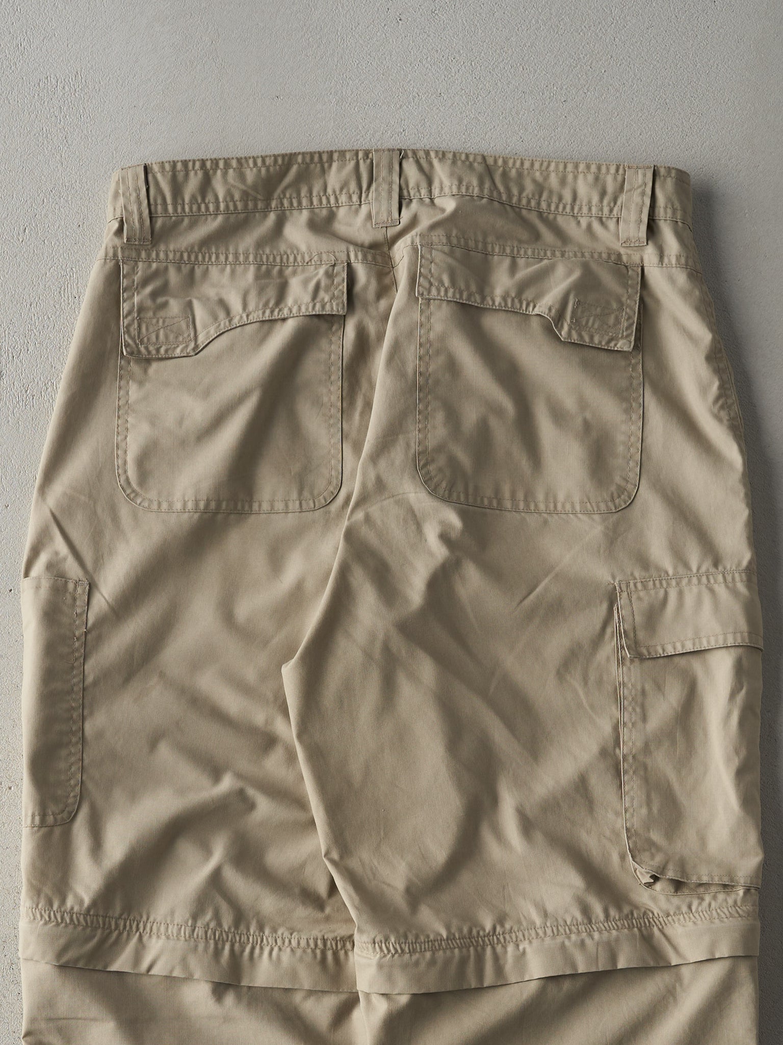 Vintage Y2K Beige WindRiver Zip Off Cargo Pants (34x30)