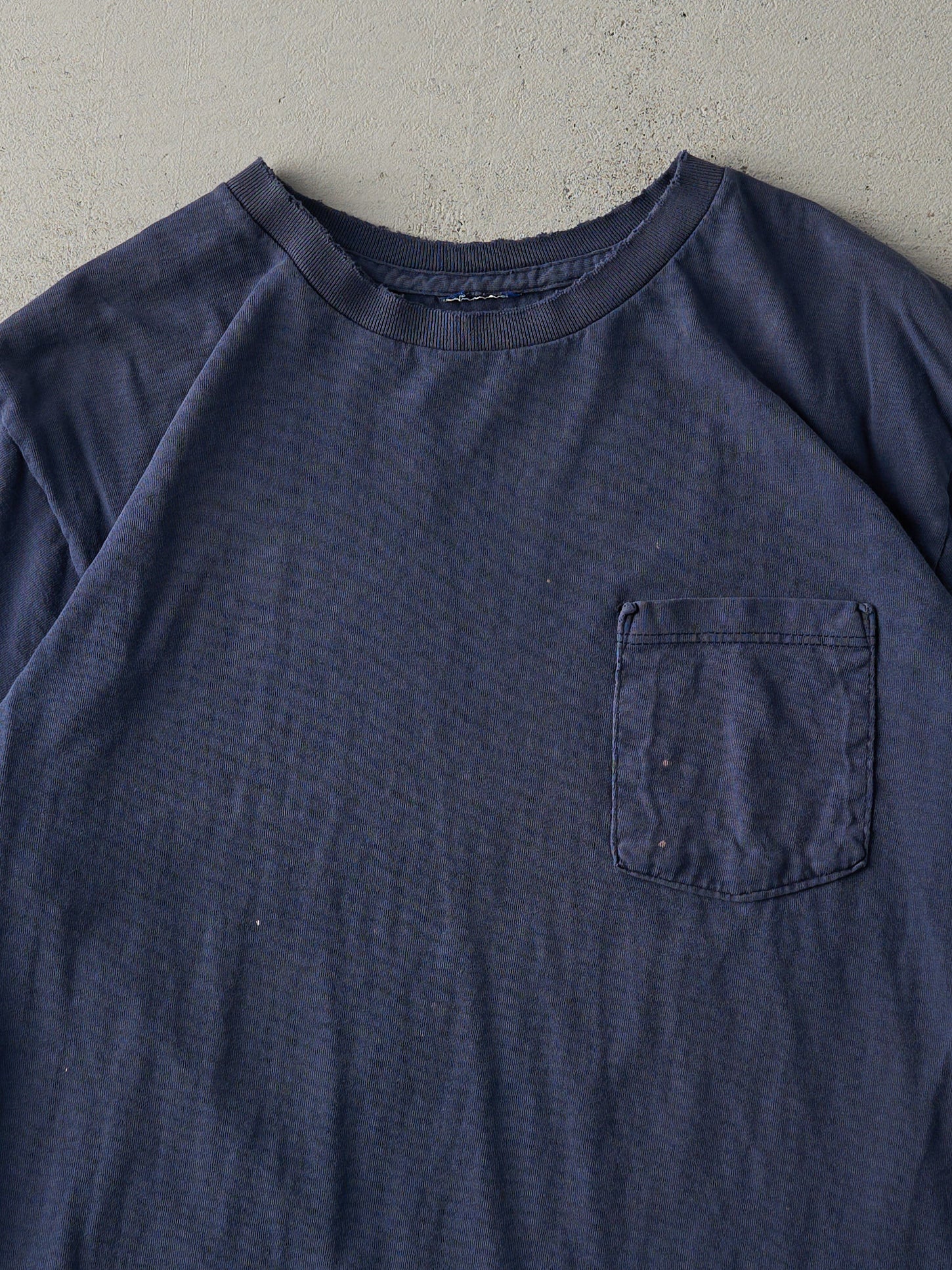 Vintage 90s Navy Blue Blank Single Stitch Pocket Tee (M)