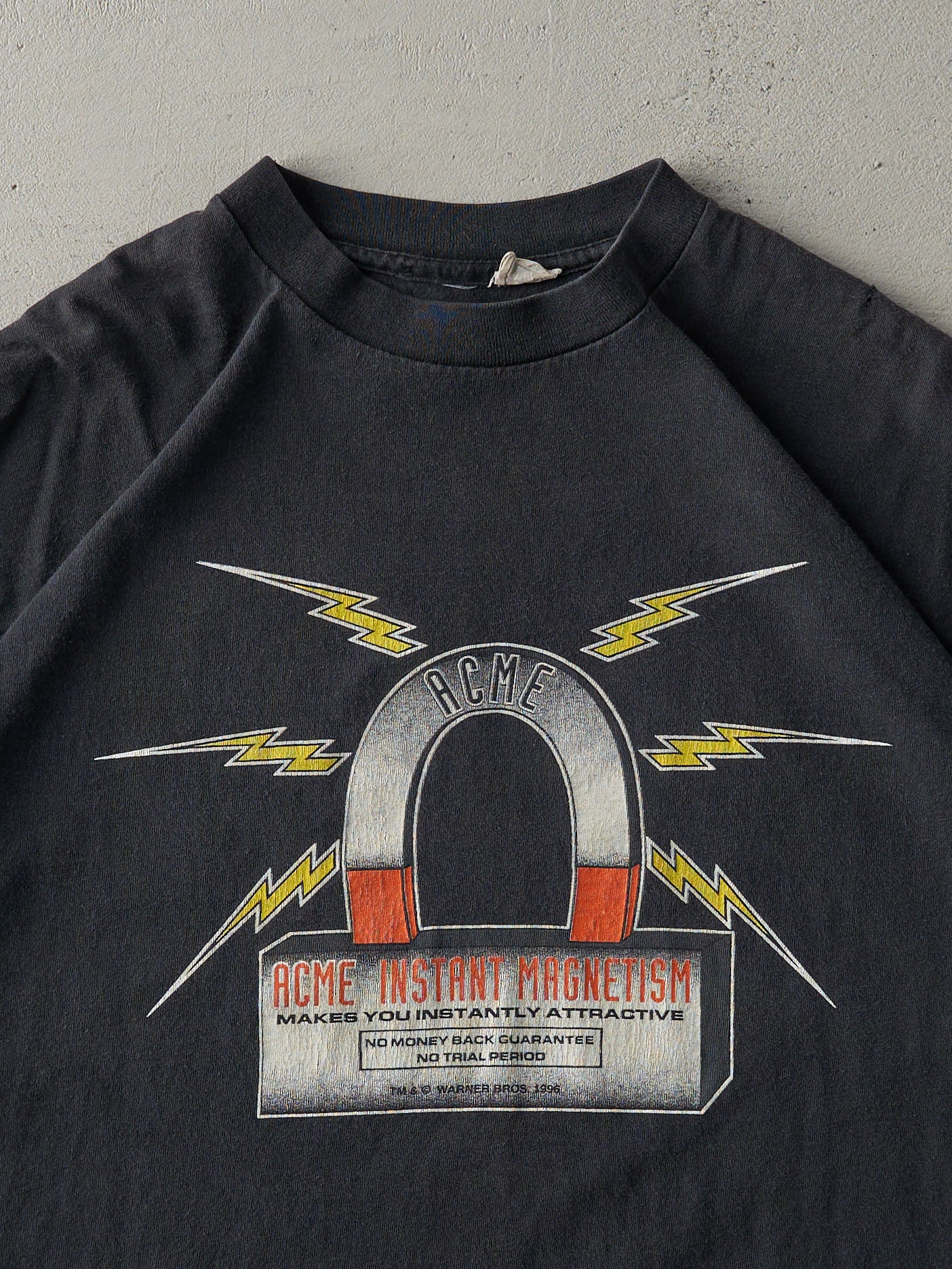 Vintage 96' Black Warner Bros ACME Looney Tunes Single Stitch Tee (L)