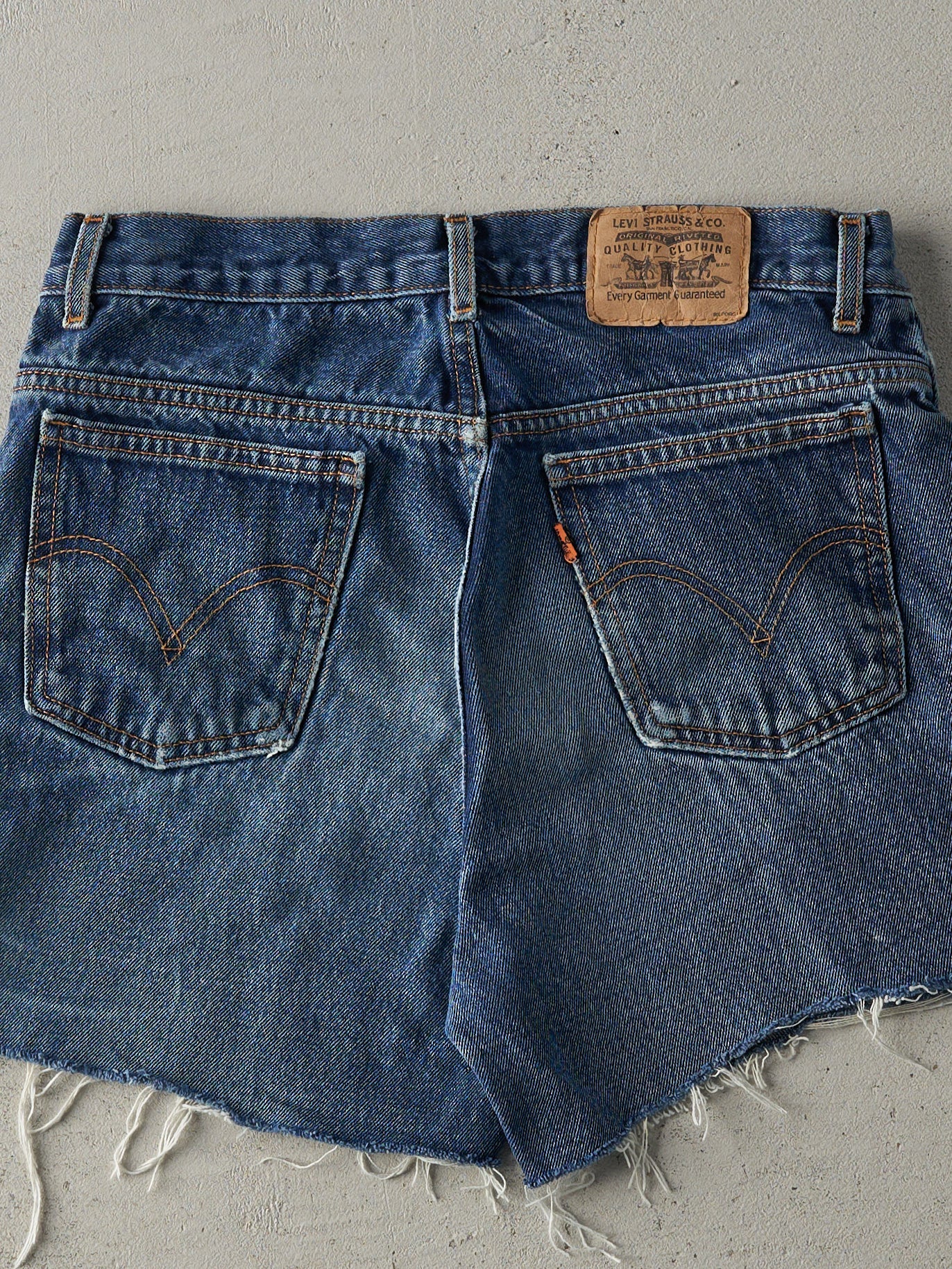 Vintage 90s Dark Wash Levi's Orange Tab Cut Off Jean Shorts (30x4)