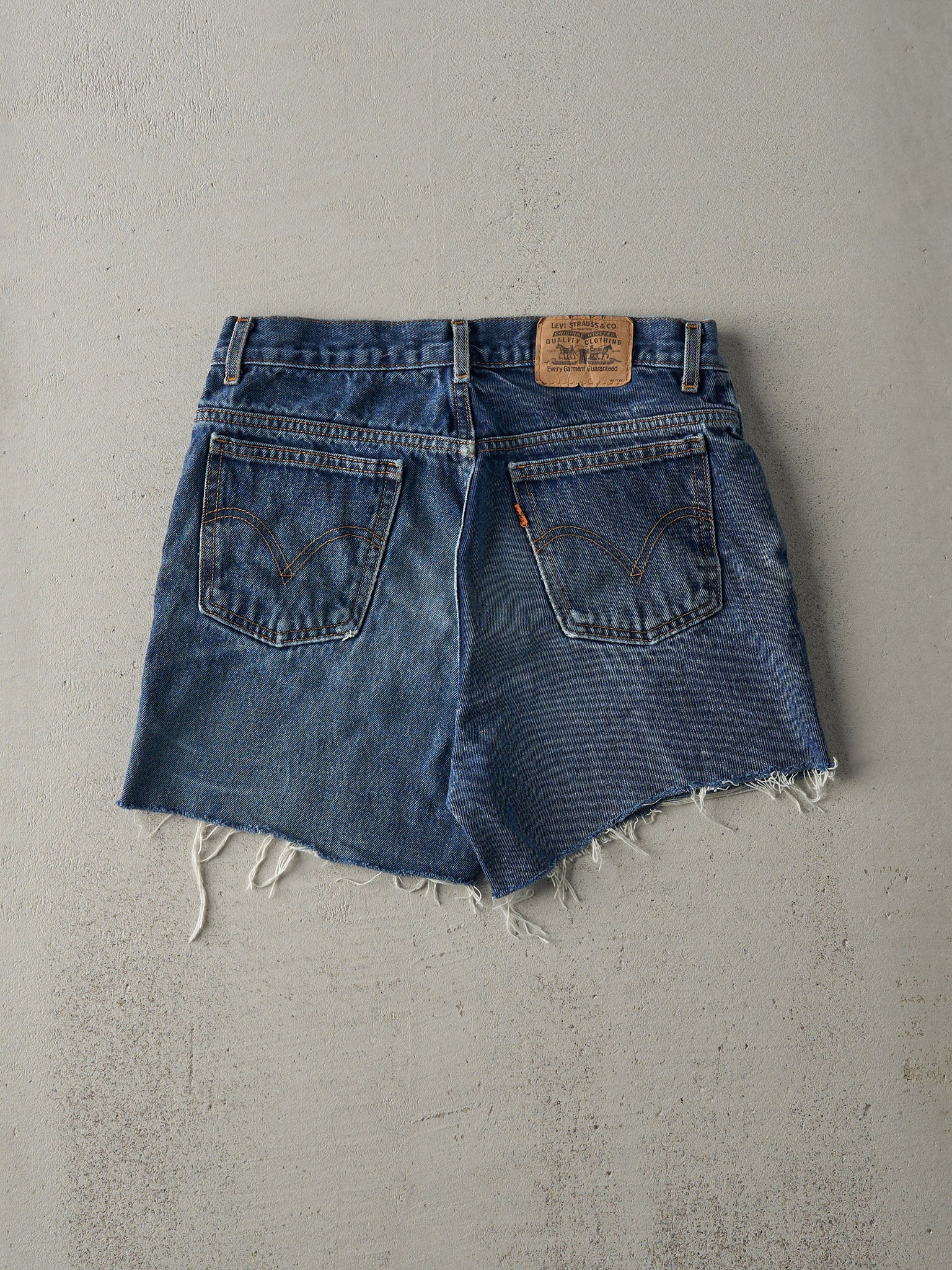 Vintage 90s Dark Wash Levi's Orange Tab Cut Off Jean Shorts (30x4)