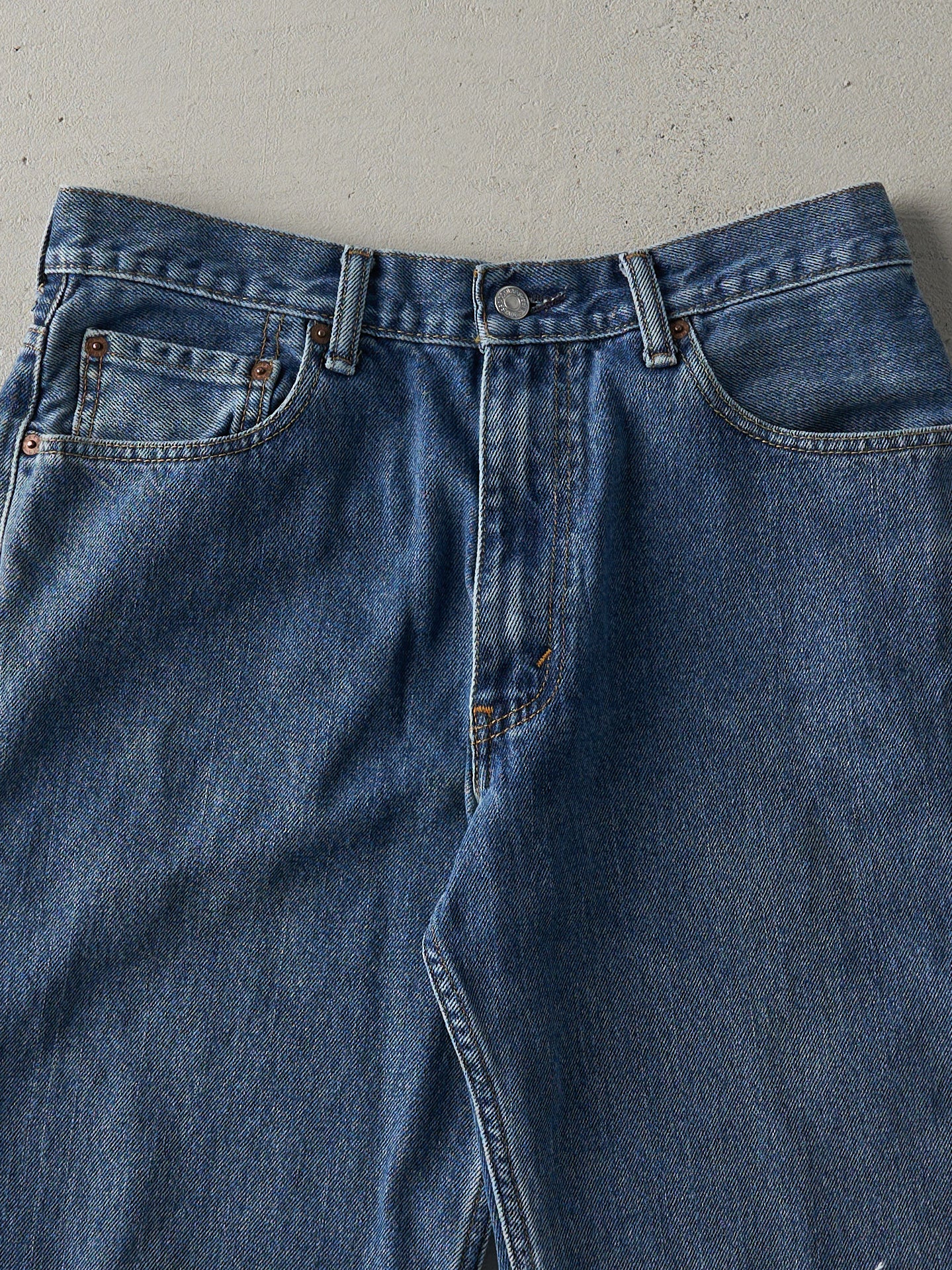 Vintage 90s Dark Wash Levi's 550 Relaxed Fit Cut Off Jean Shorts (32x9)