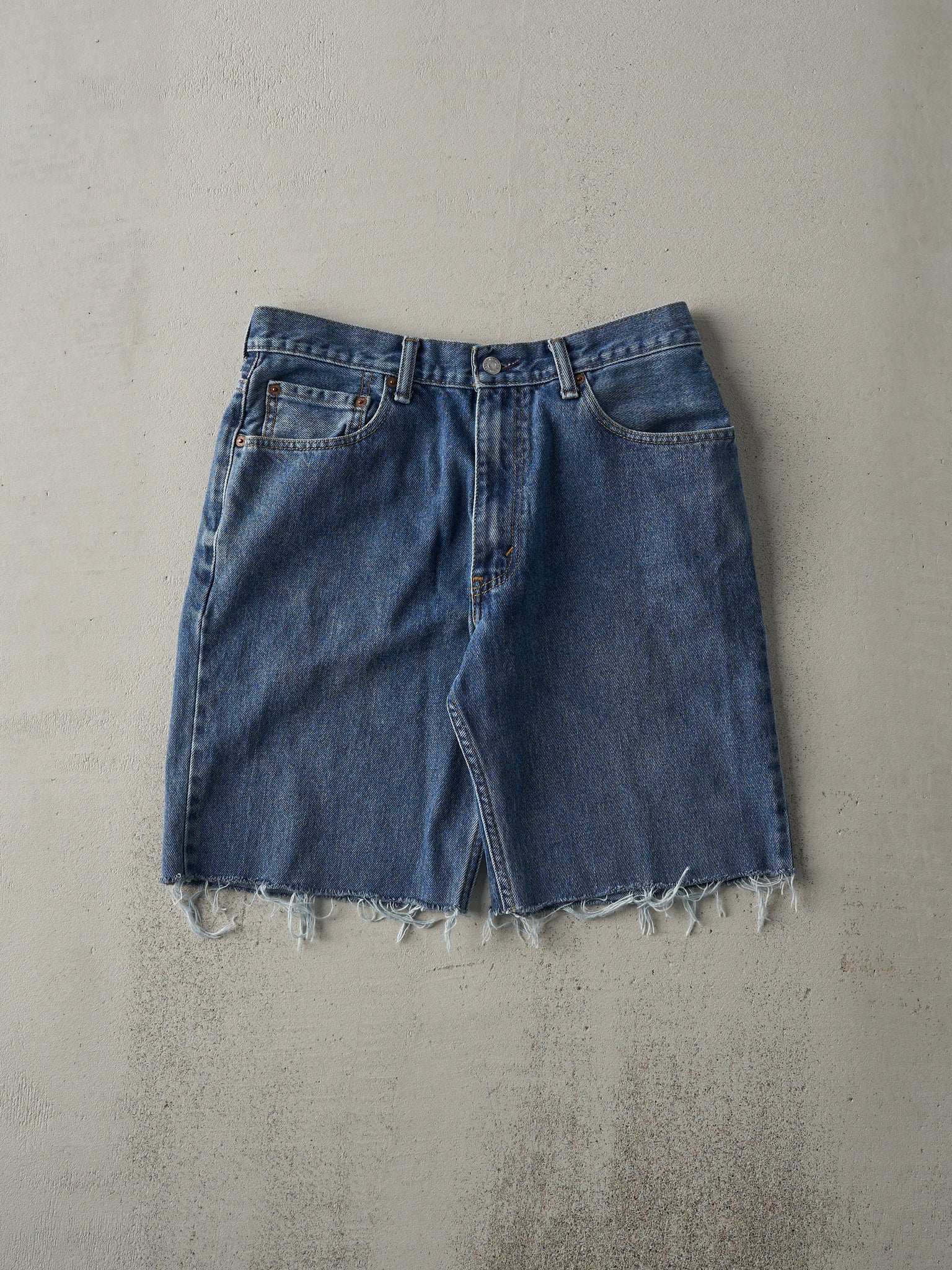 Vintage 90s Dark Wash Levi's 550 Relaxed Fit Cut Off Jean Shorts (32x9)