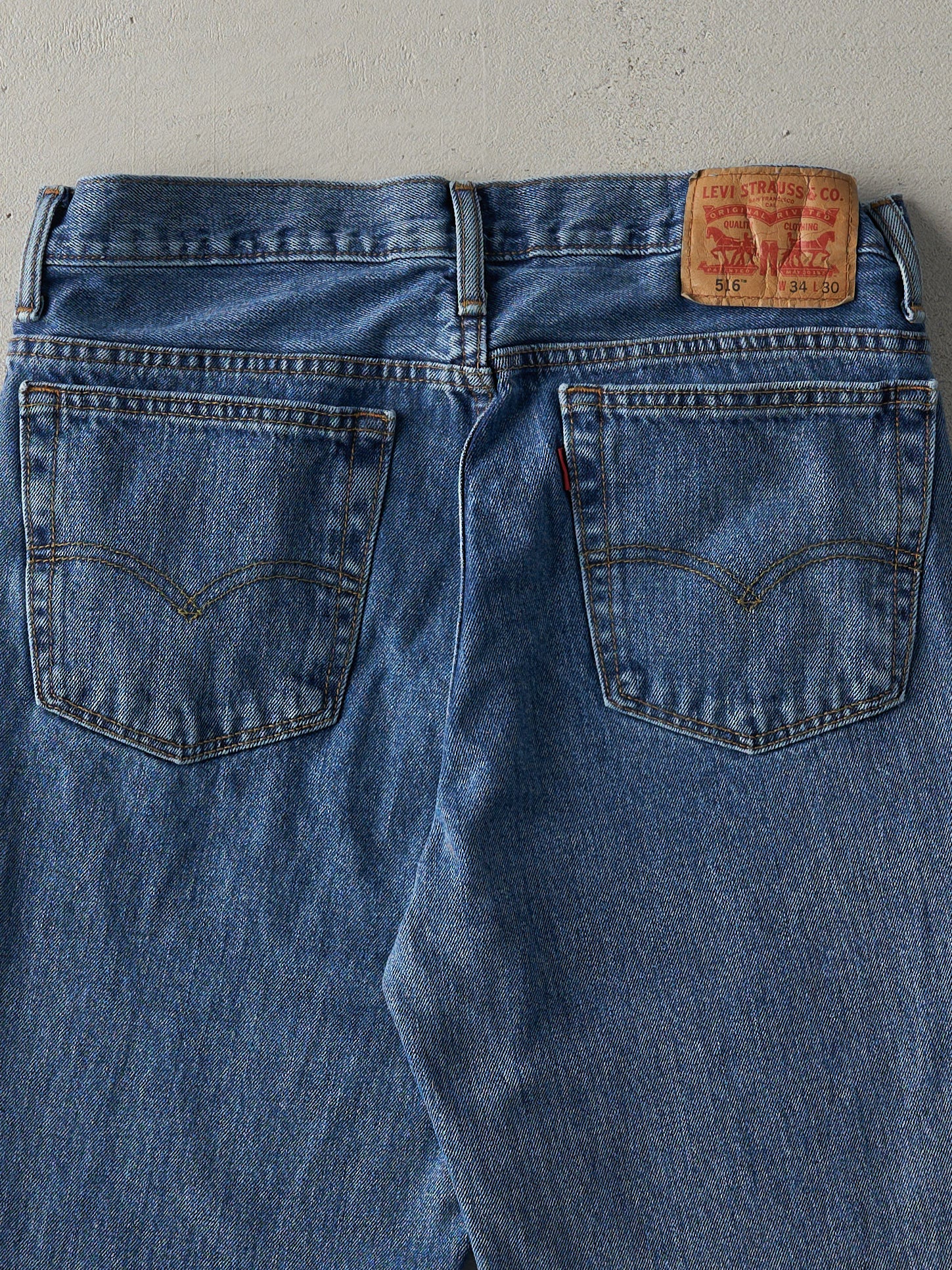 Vintage Y2K Mid Wash Levi's 516 Cut Off Jean Shorts (33x9)