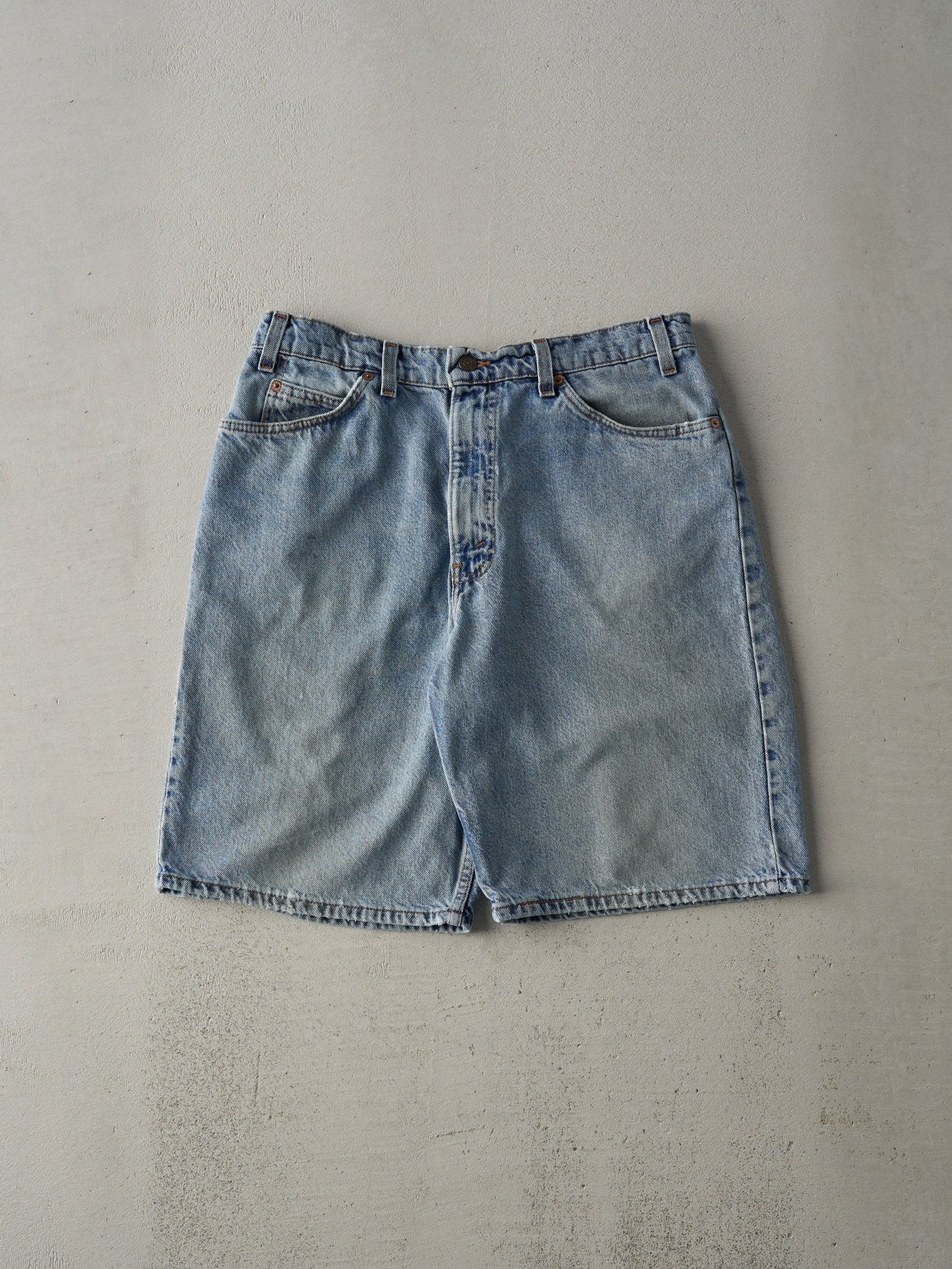 Vintage 80s Light Wash Levi's 560 Loose Fit White Tab Jean Shorts (33x10)