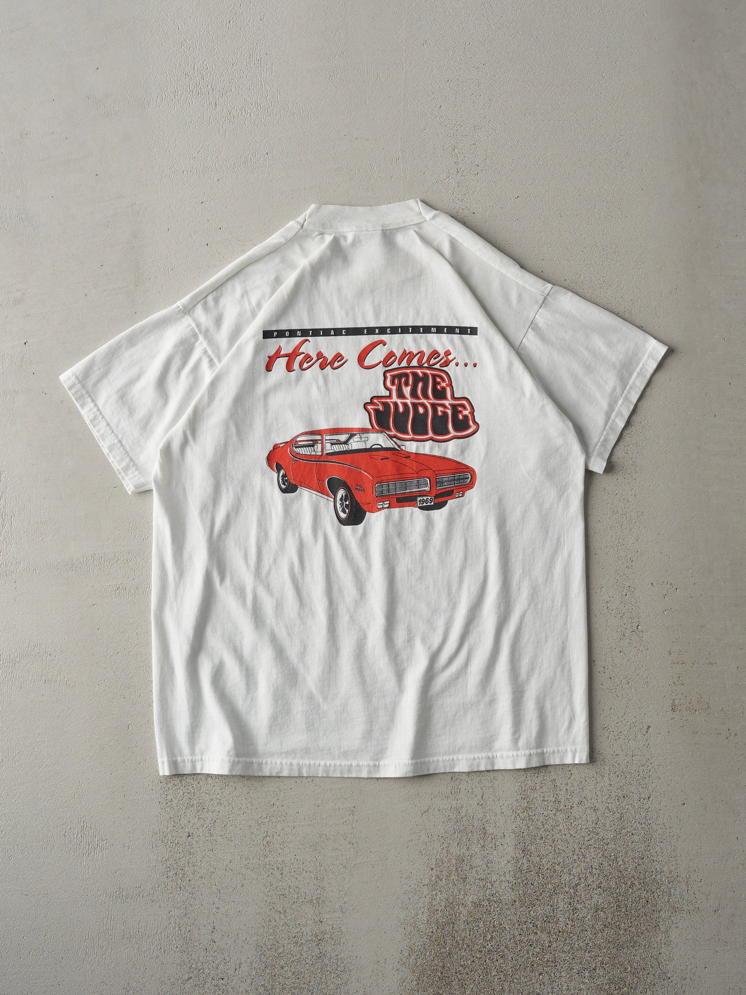 Vintage 90s White "Here Comes The Judge" Pontiac GTO Tee (M)