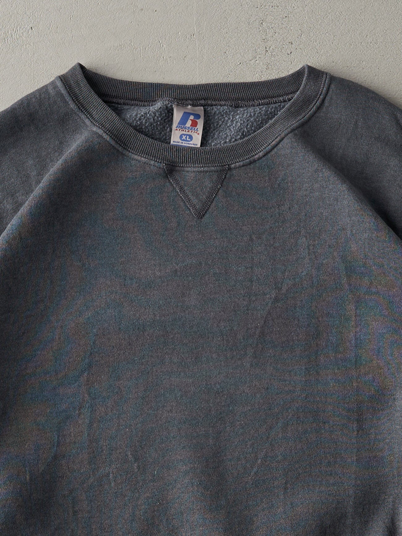 Vintage Y2K Charcoal Grey Russell Athletics Blank Crewneck (XL)