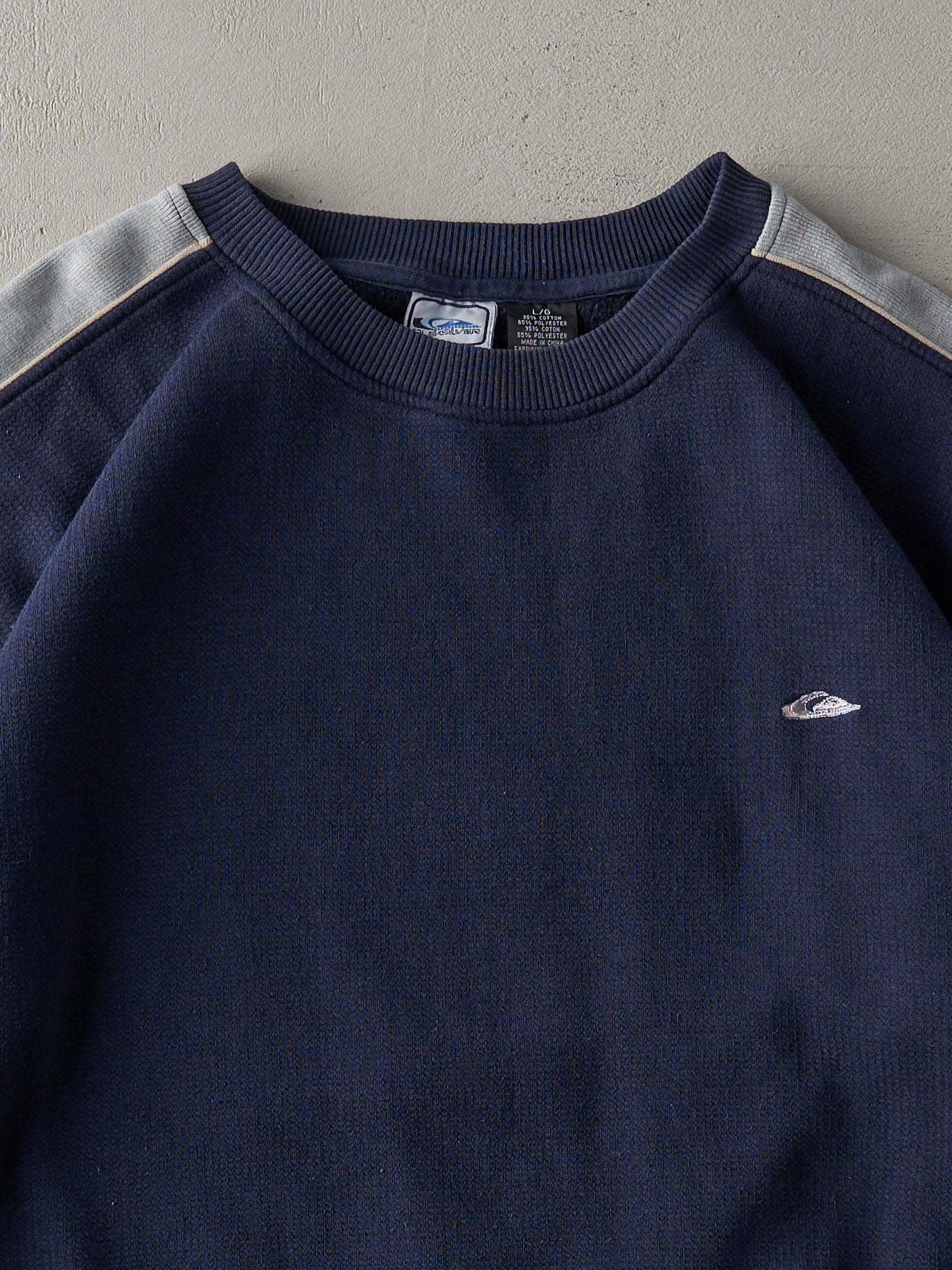 Vintage Y2K Navy Quiksilver Textured Knit Crewneck (L)