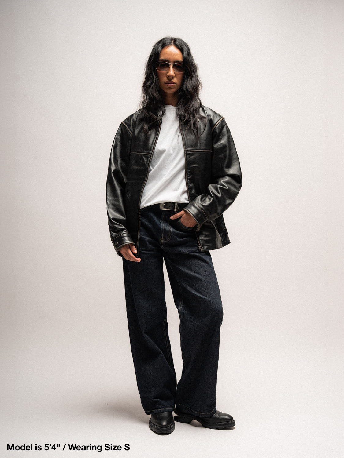 The 90s Cut Leather Jacket - Solid Black