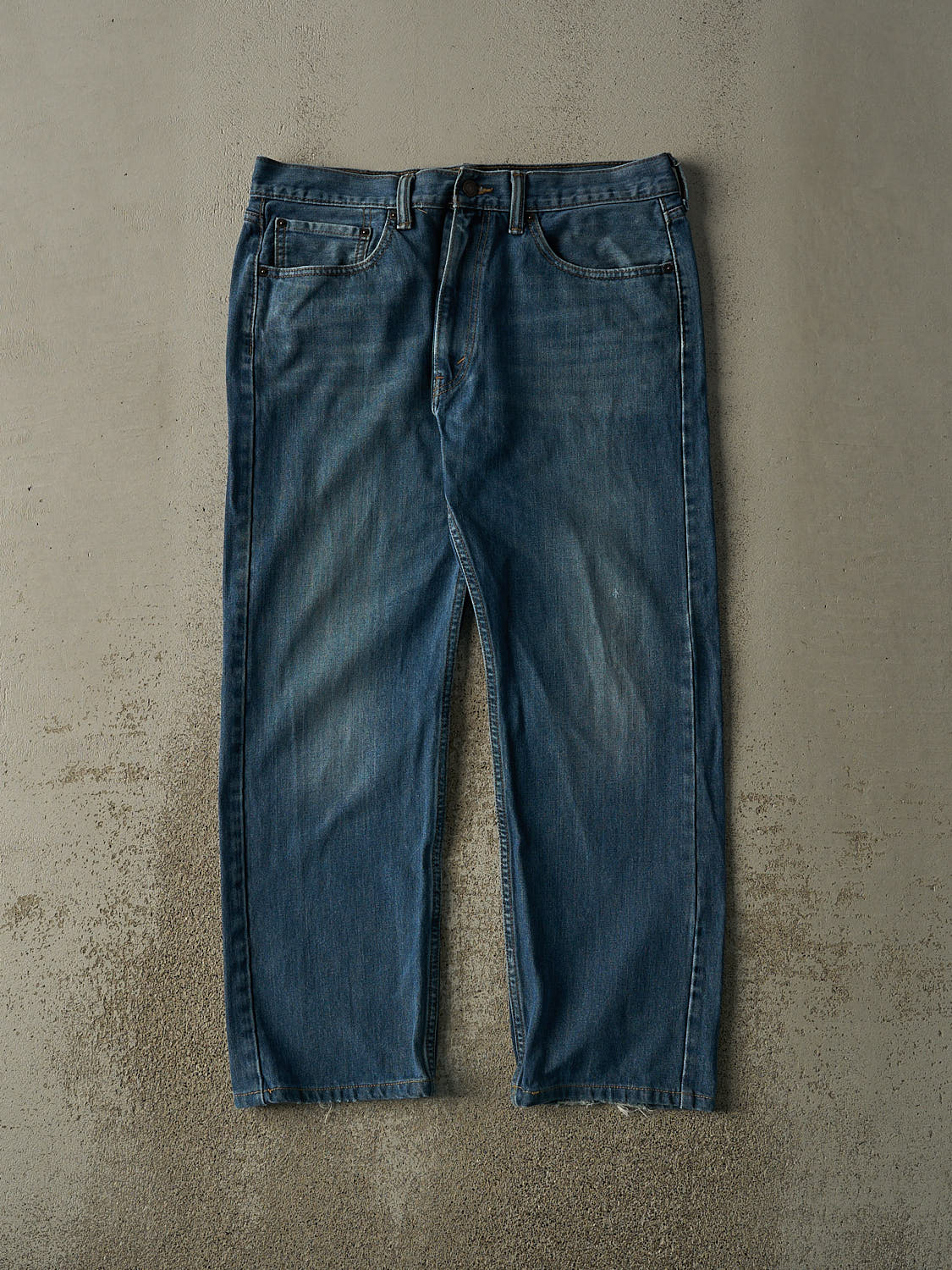 Vintage Y2K Dark Wash Levi's 505 Jeans (36x27.5)