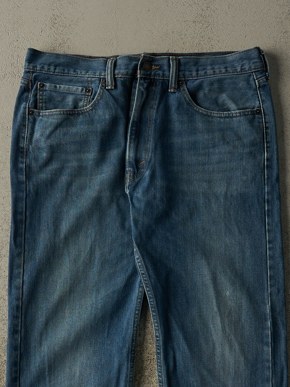 Vintage Y2K Dark Wash Levi's 505 Jeans (36x27.5)