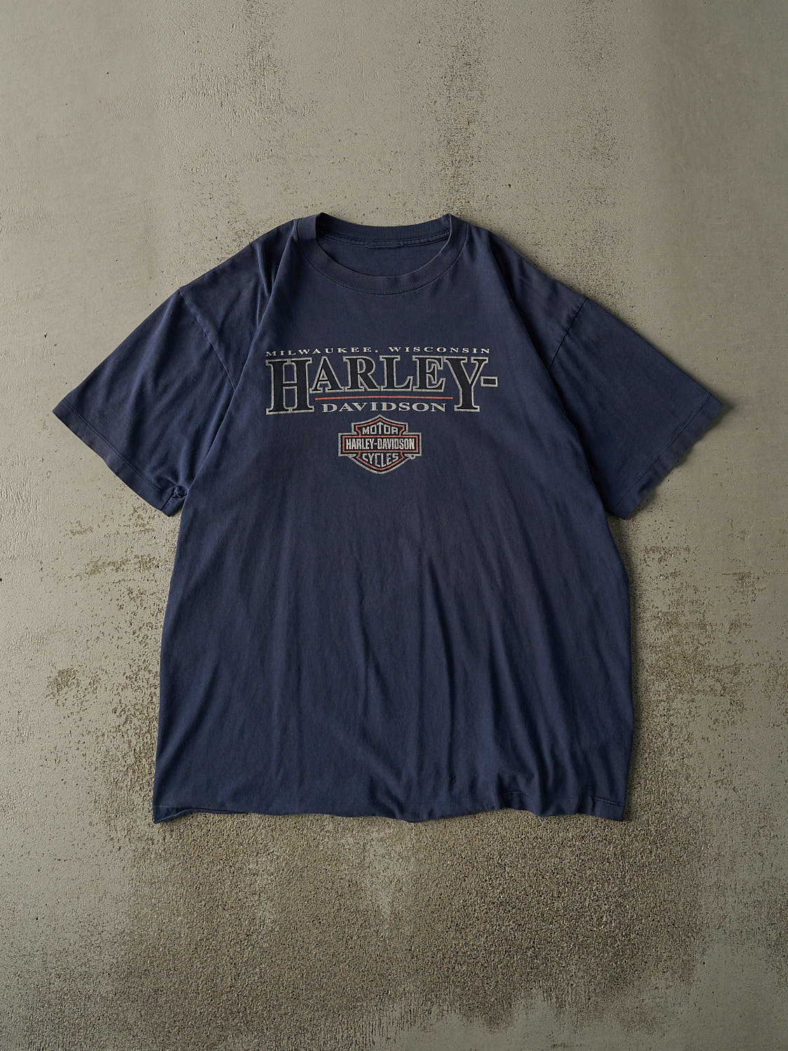 Vintage 90s Navy Blue Milwaukee WI Harley Davidson Tee (XL)