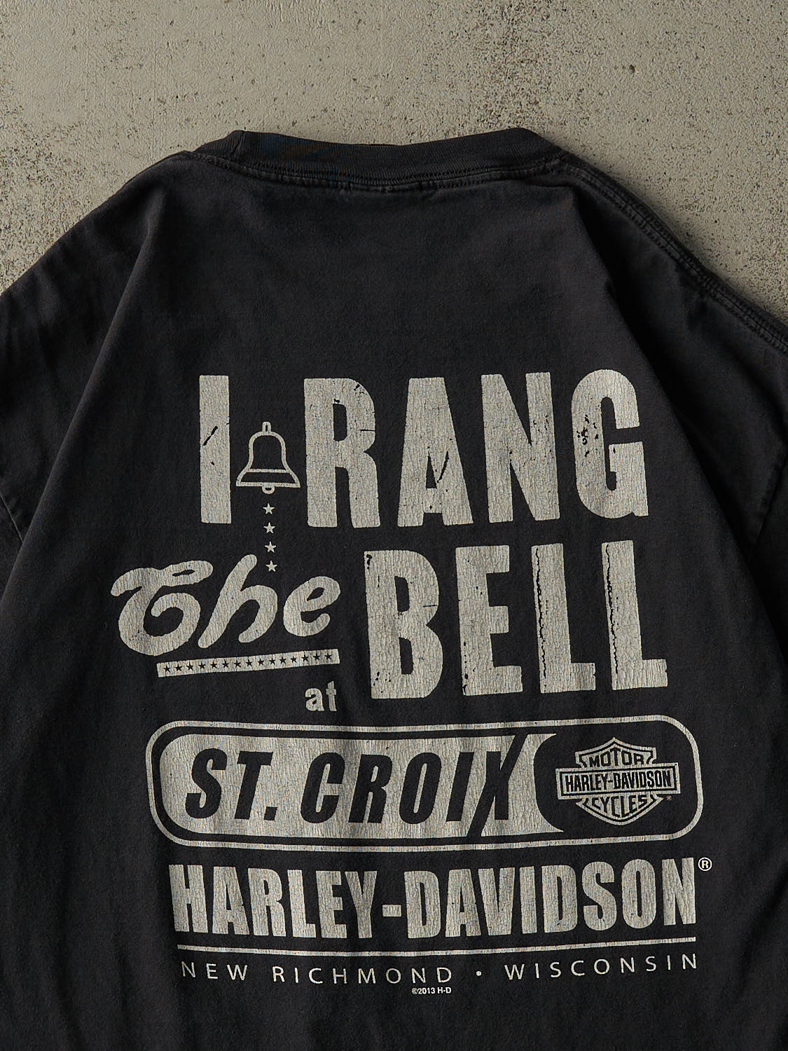 Vintage 13' Faded Black New Richmond WI Harley Davidson Tee (L/XL)