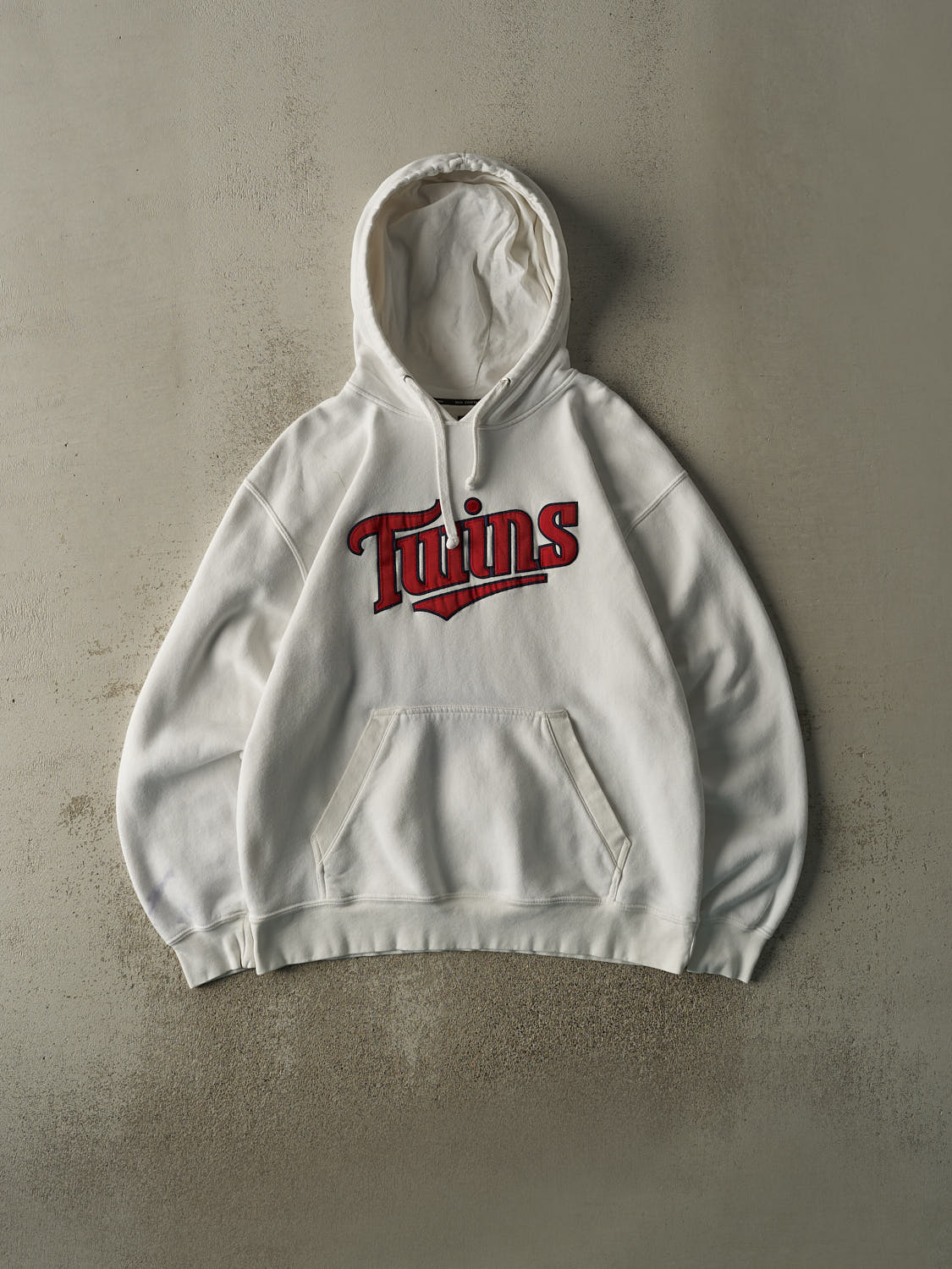 Vintage Y2K White Minnesota Twins Embroidered Hoodie (L/XL)